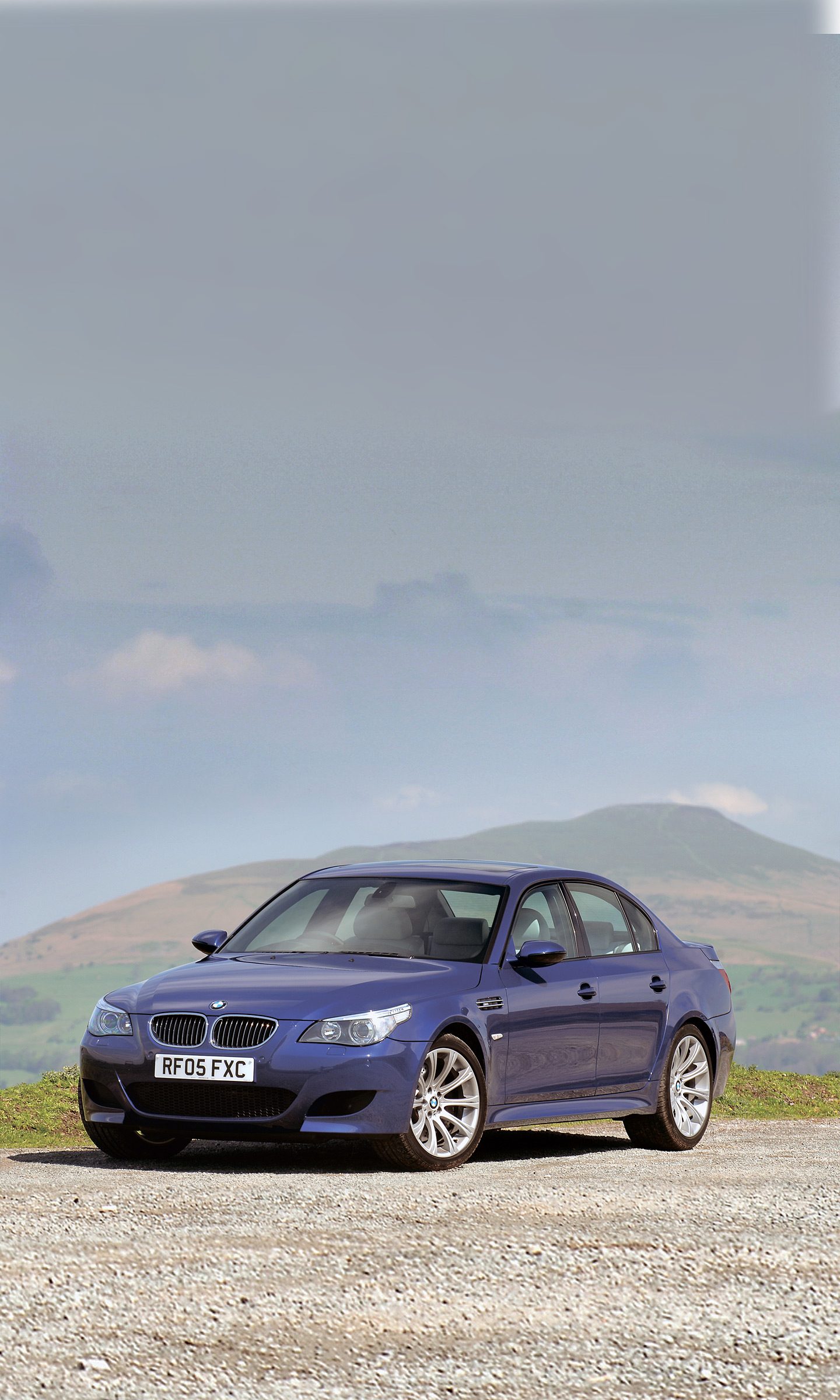  2005 BMW M5 Wallpaper.
