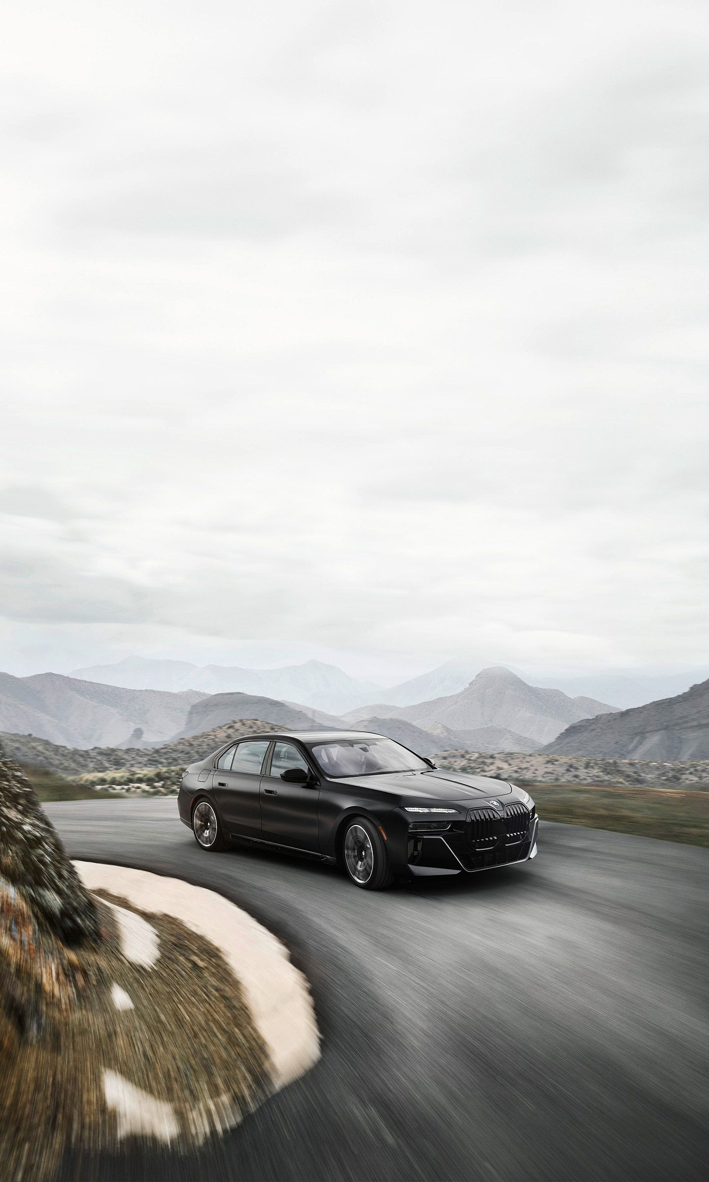  2023 BMW 7-Series Wallpaper.