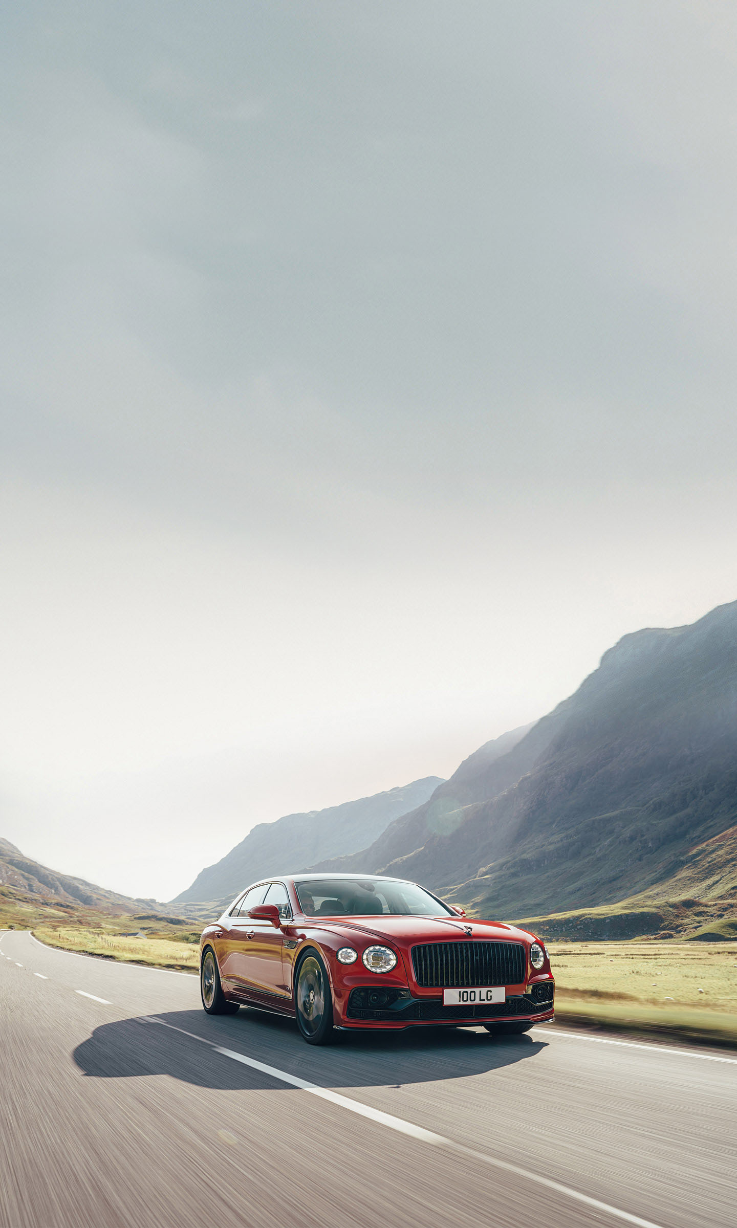  2021 Bentley Flying Spur V8 Wallpaper.