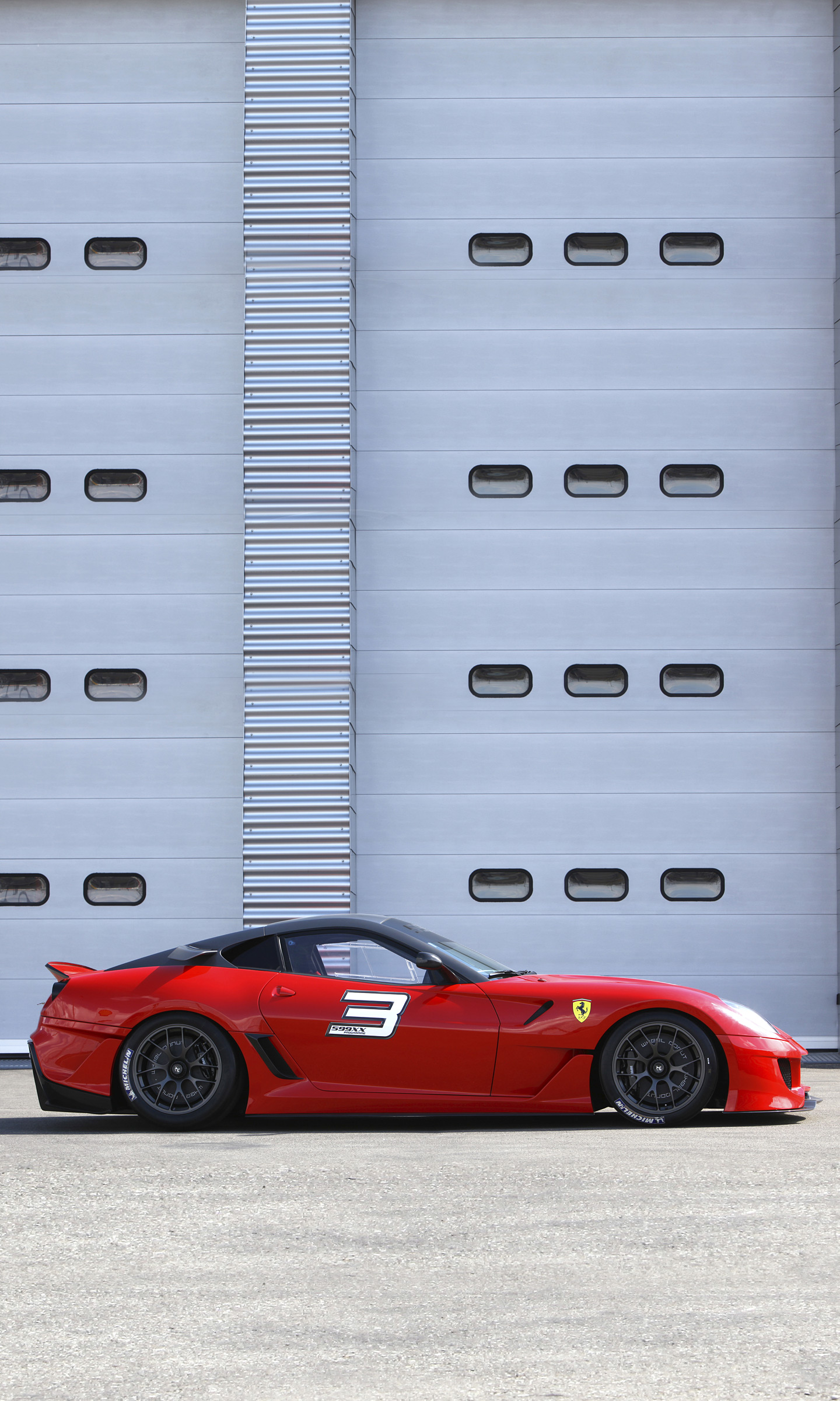  2009 Ferrari 599XX Wallpaper.