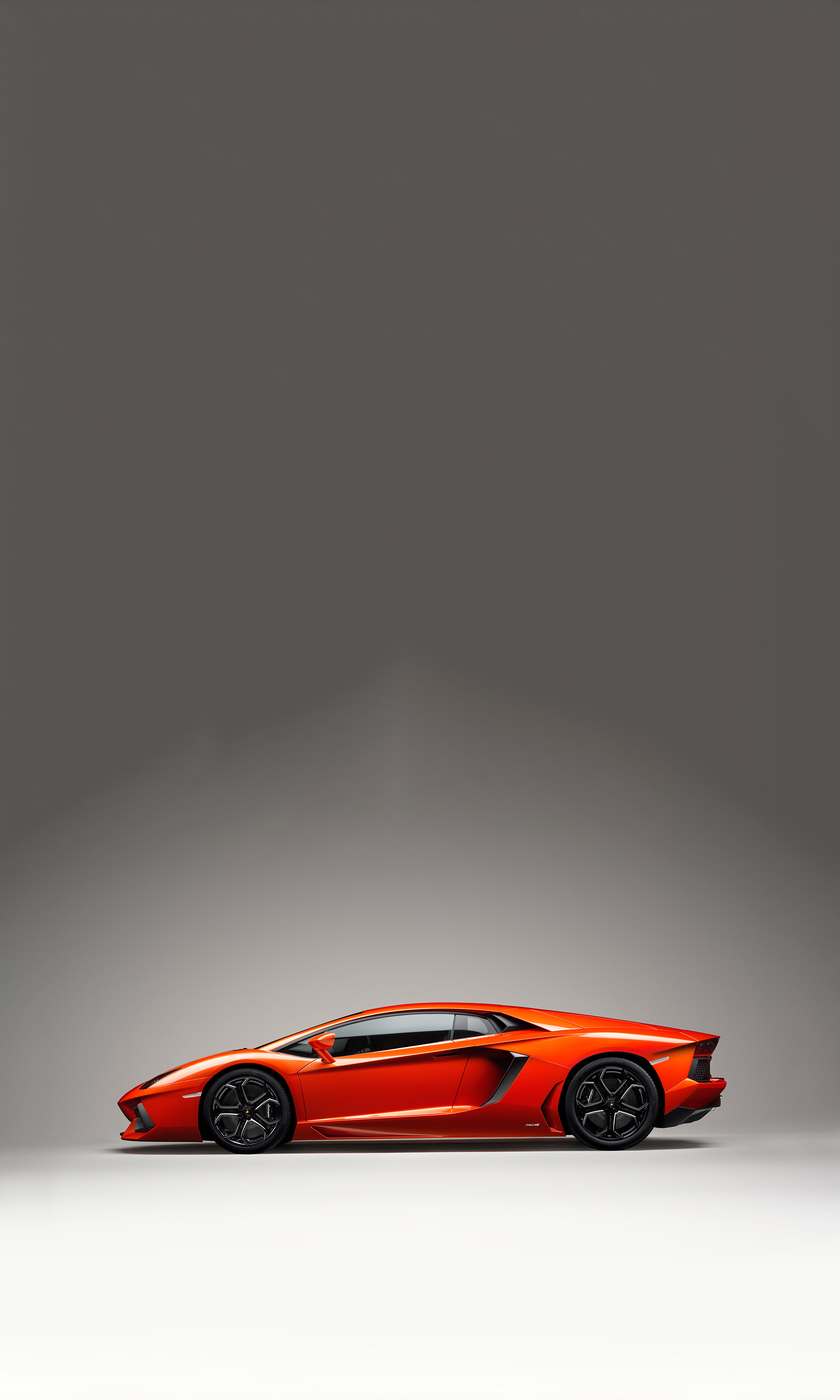  2012 Lamborghini Aventador LP700-4 Wallpaper.
