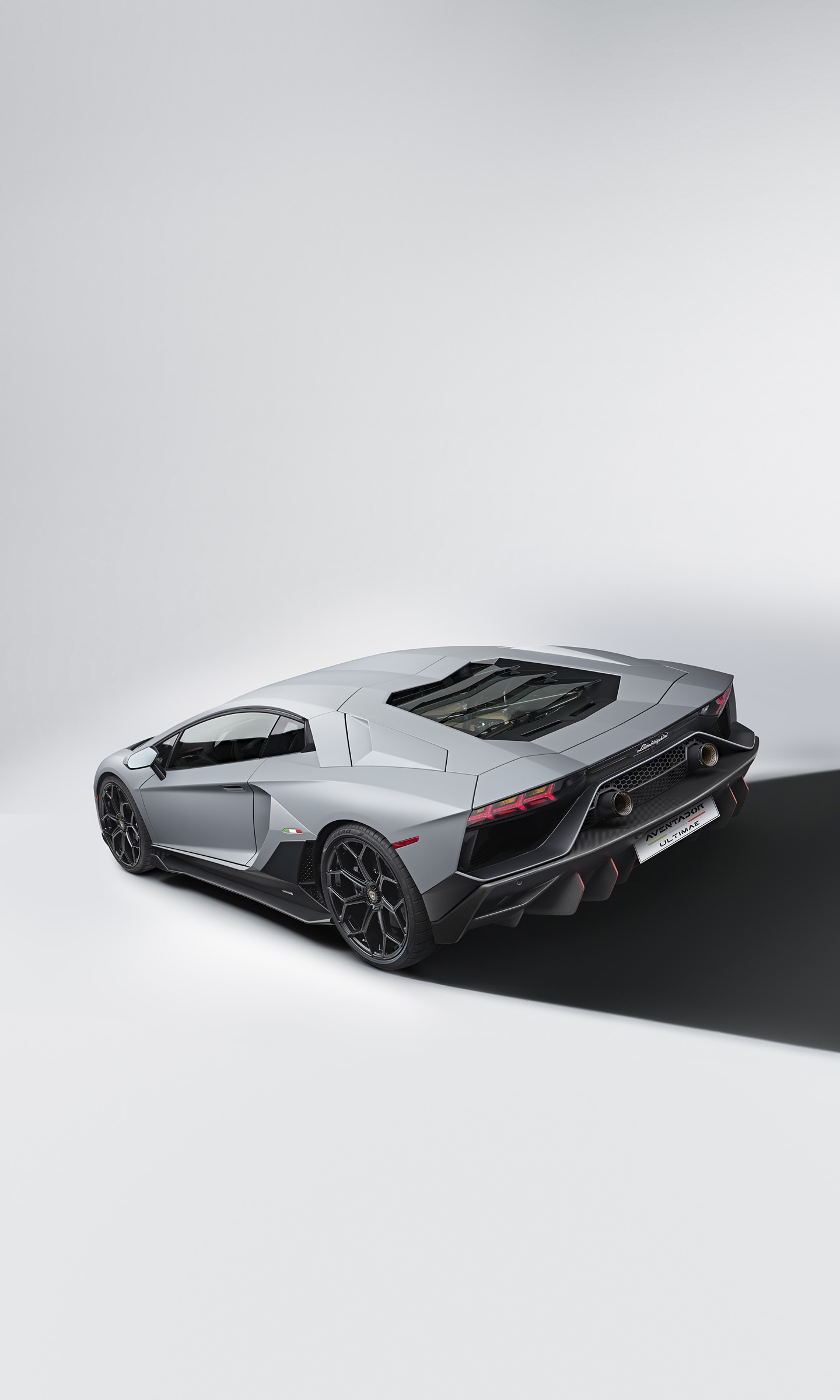  2022 Lamborghini Aventador LP780-4 Ultimae Wallpaper.