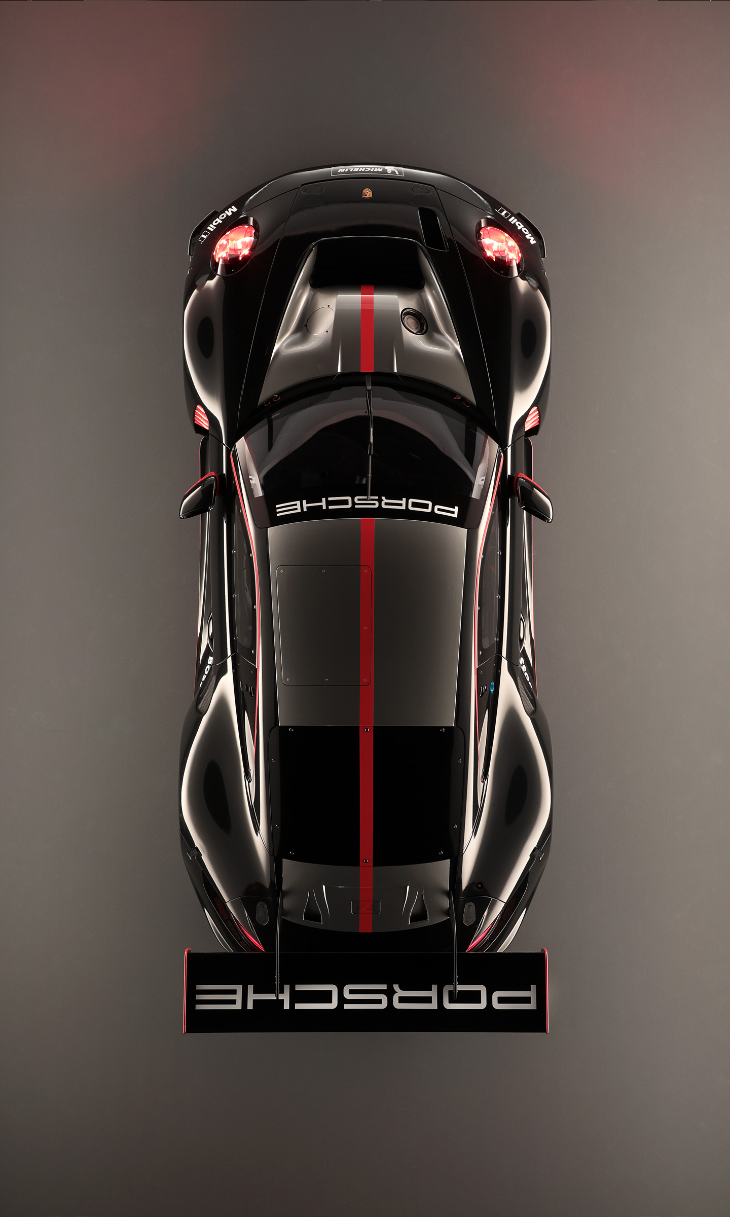  2023 Porsche 911 GT3 R Wallpaper.