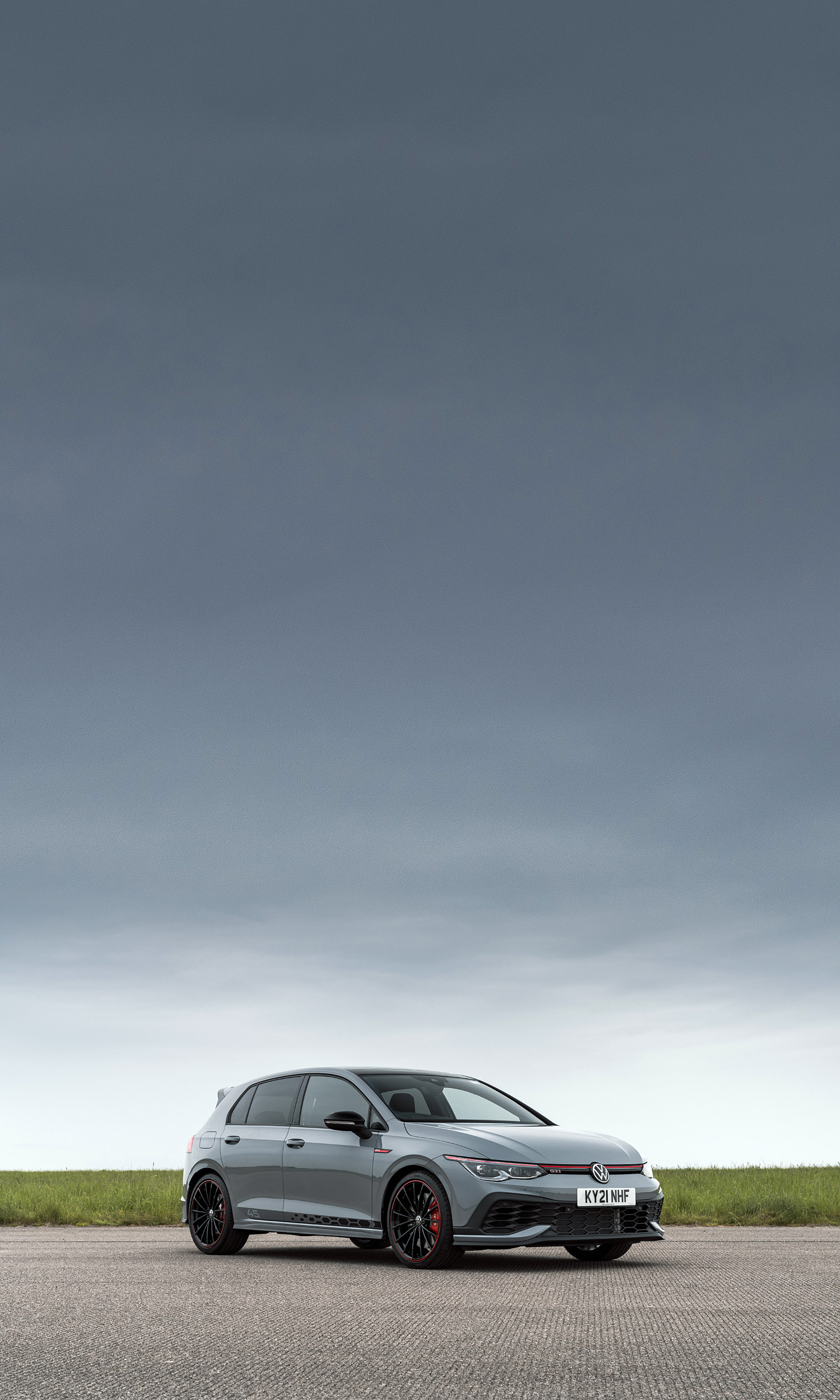  2021 Volkswagen Golf GTI Clubsport 45 Wallpaper.