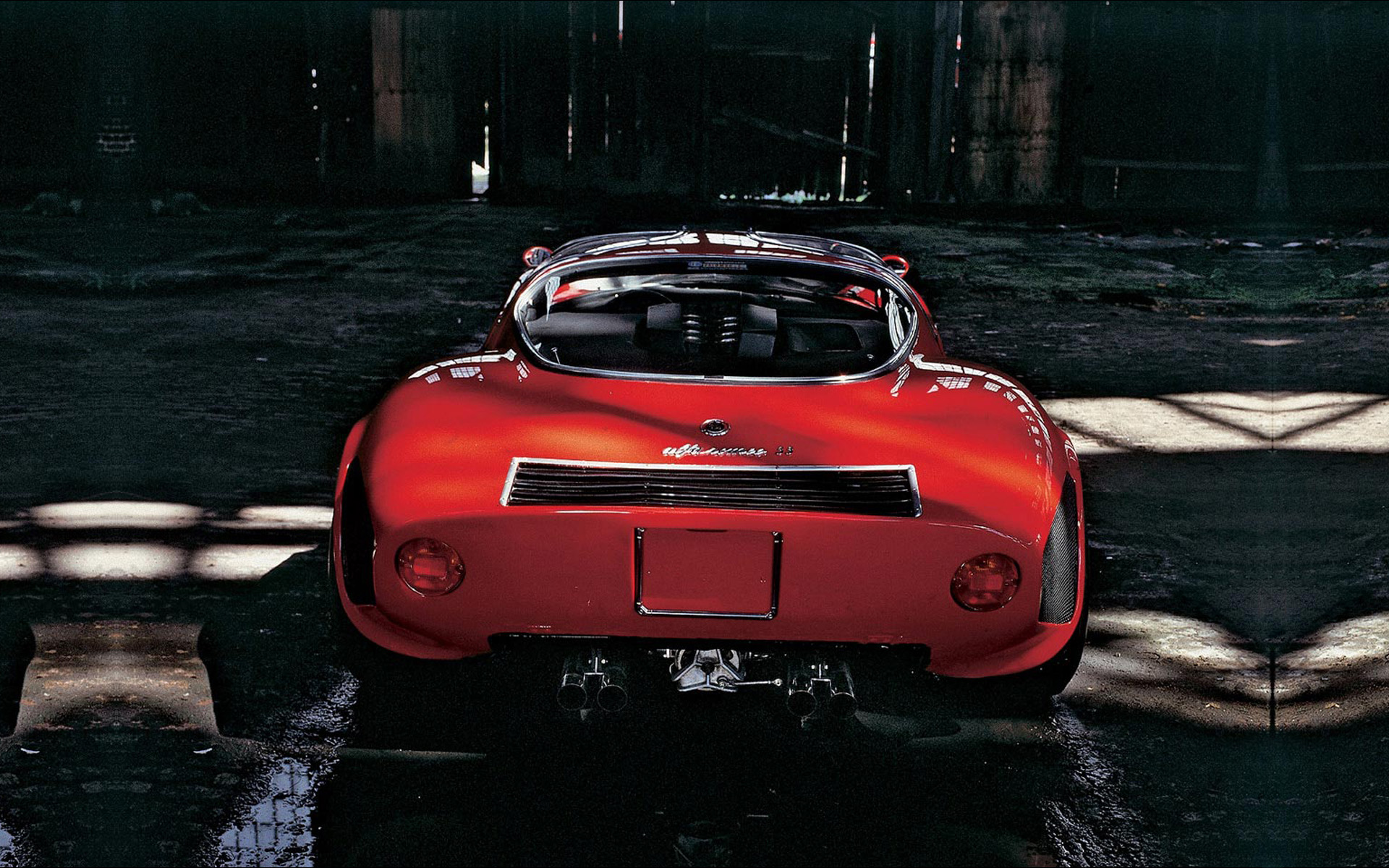 1968 Alfa Romeo Tipo 33 Stradale Wallpaper.