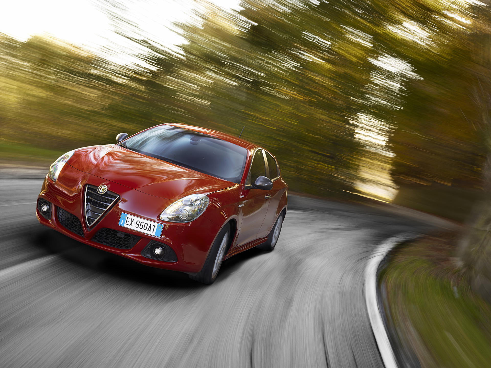  2015 Alfa Romeo Giulietta Sprint Wallpaper.