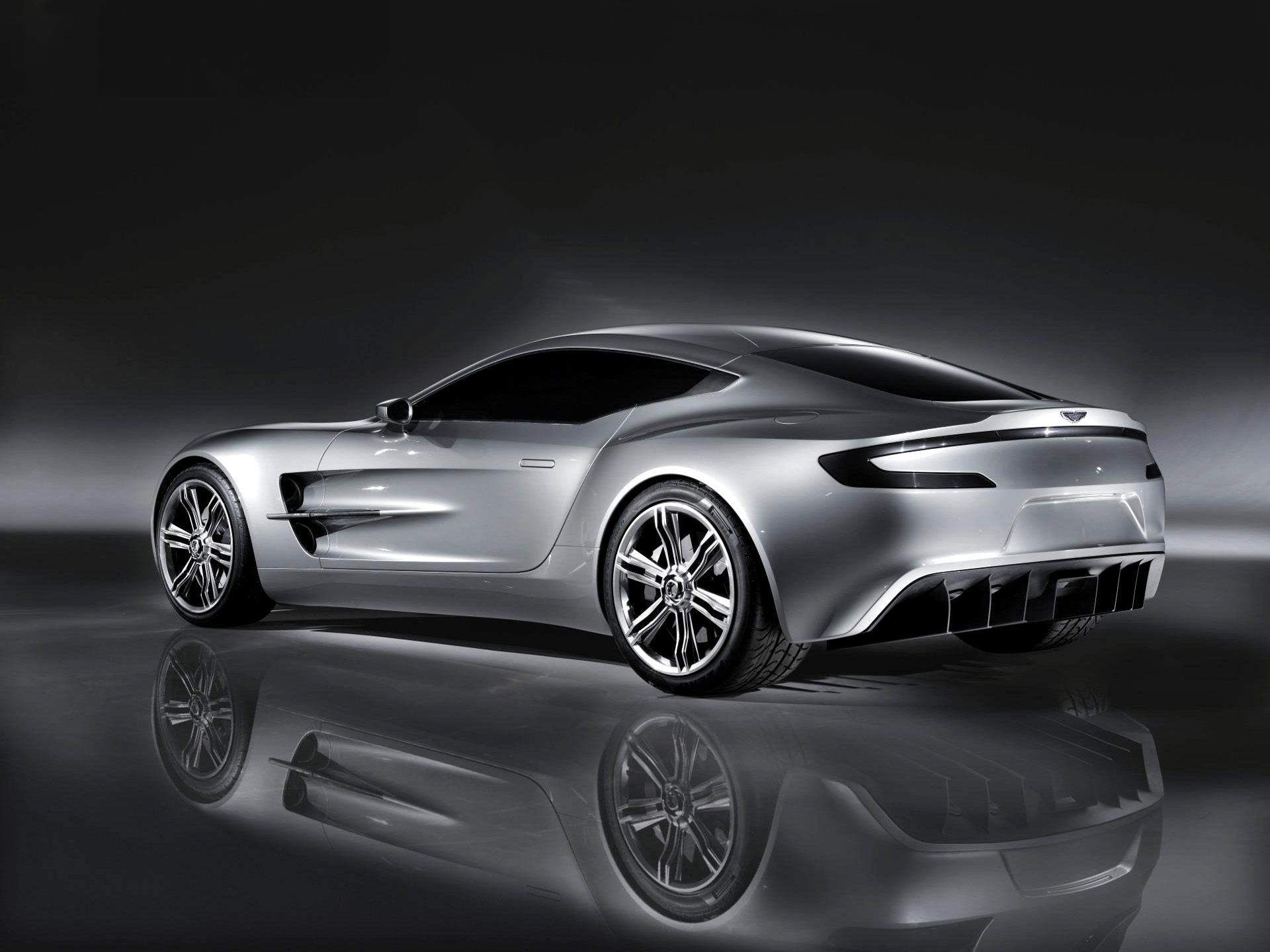  2009 Aston Martin One-77 Concept Wallpaper.