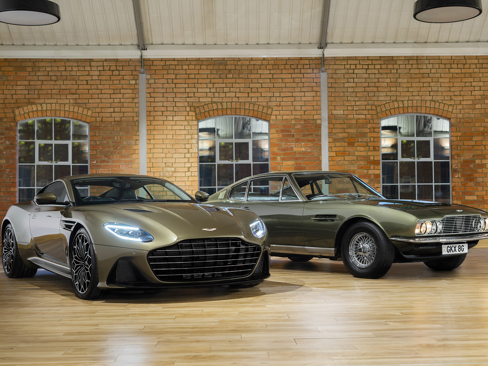  2019 Aston Martin DBS Superleggera OHMSS Edition= Wallpaper.