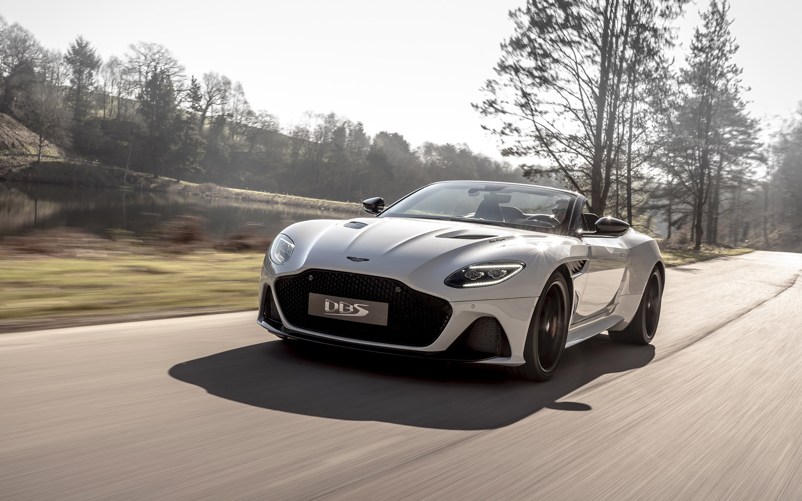  2020 Aston Martin DBS Superleggera Volante Wallpaper.