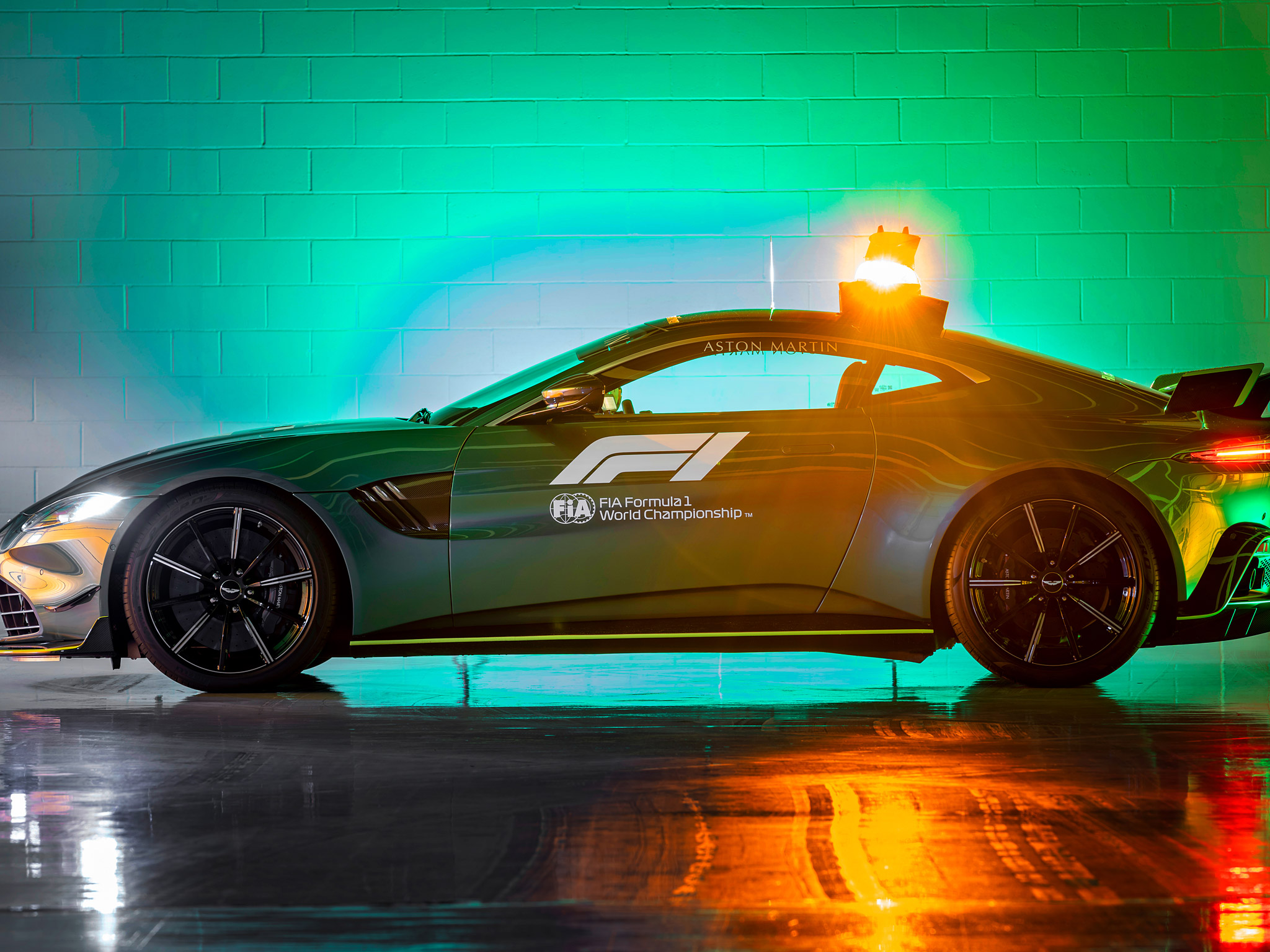  2021 Aston Martin Vantage F1 Safety Care Wallpaper.