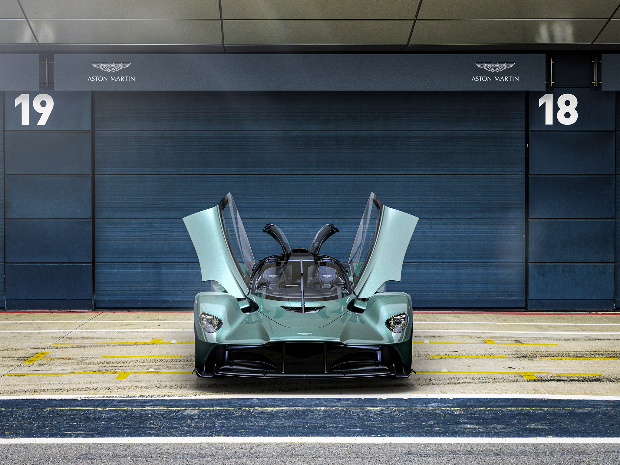  2022 Aston Martin Valkyrie Spider Wallpaper.