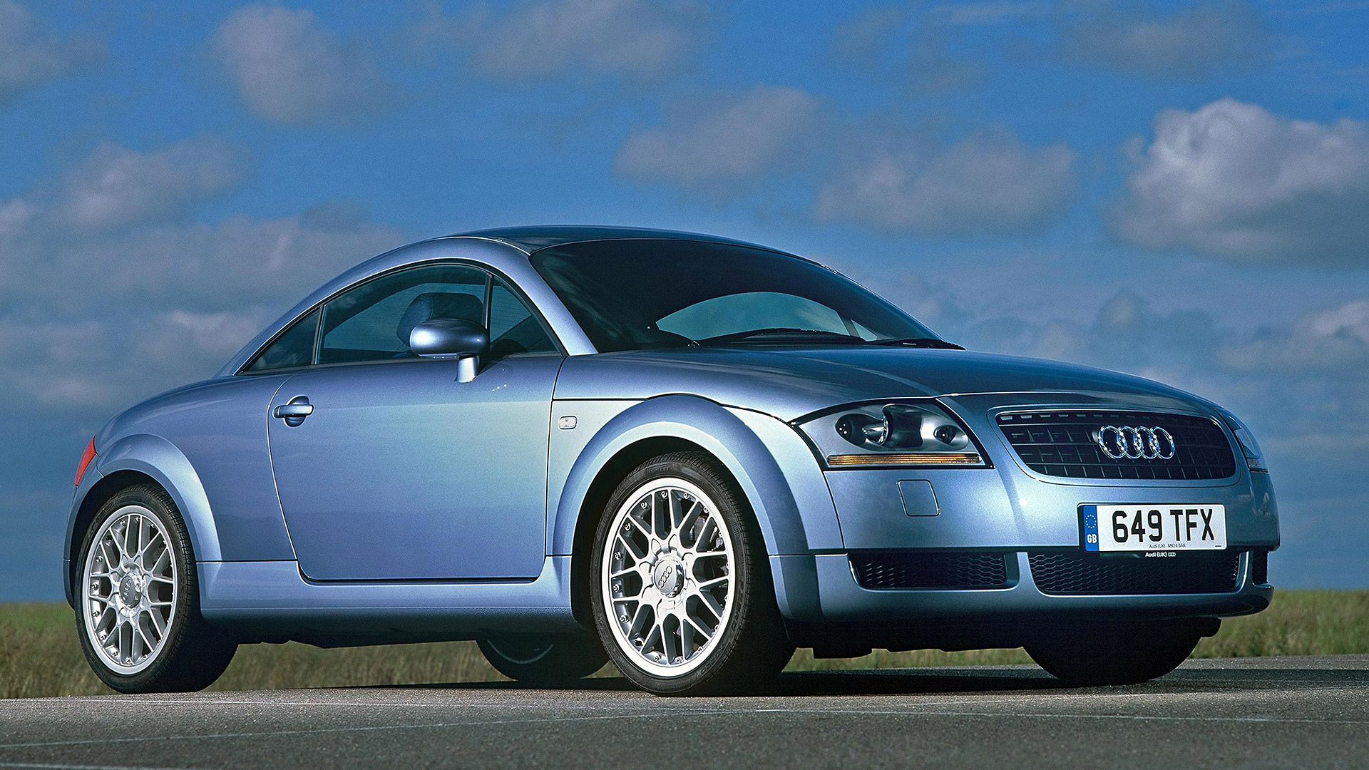  2003 Audi TT Wallpaper.
