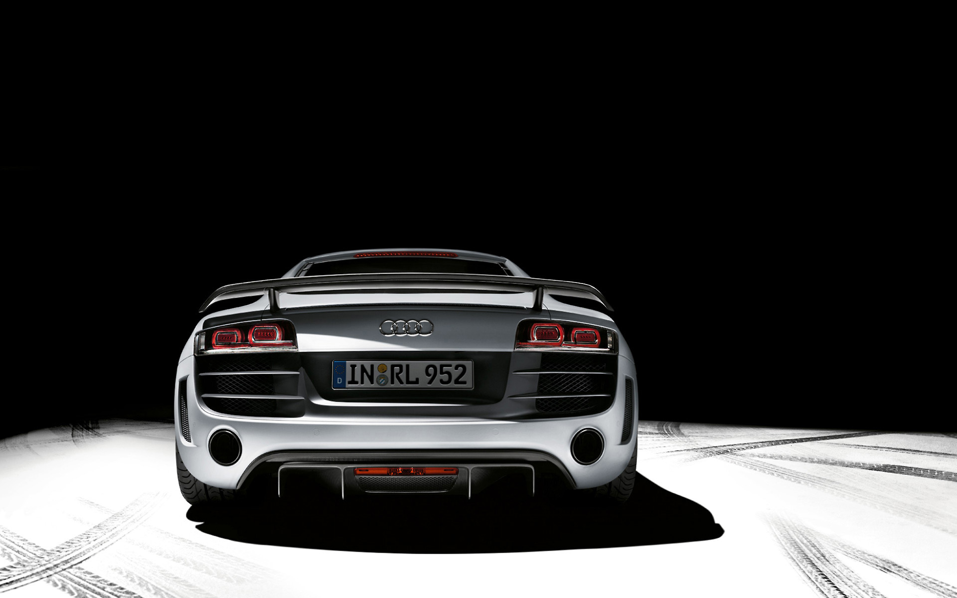  2010 Audi R8 GT Wallpaper.