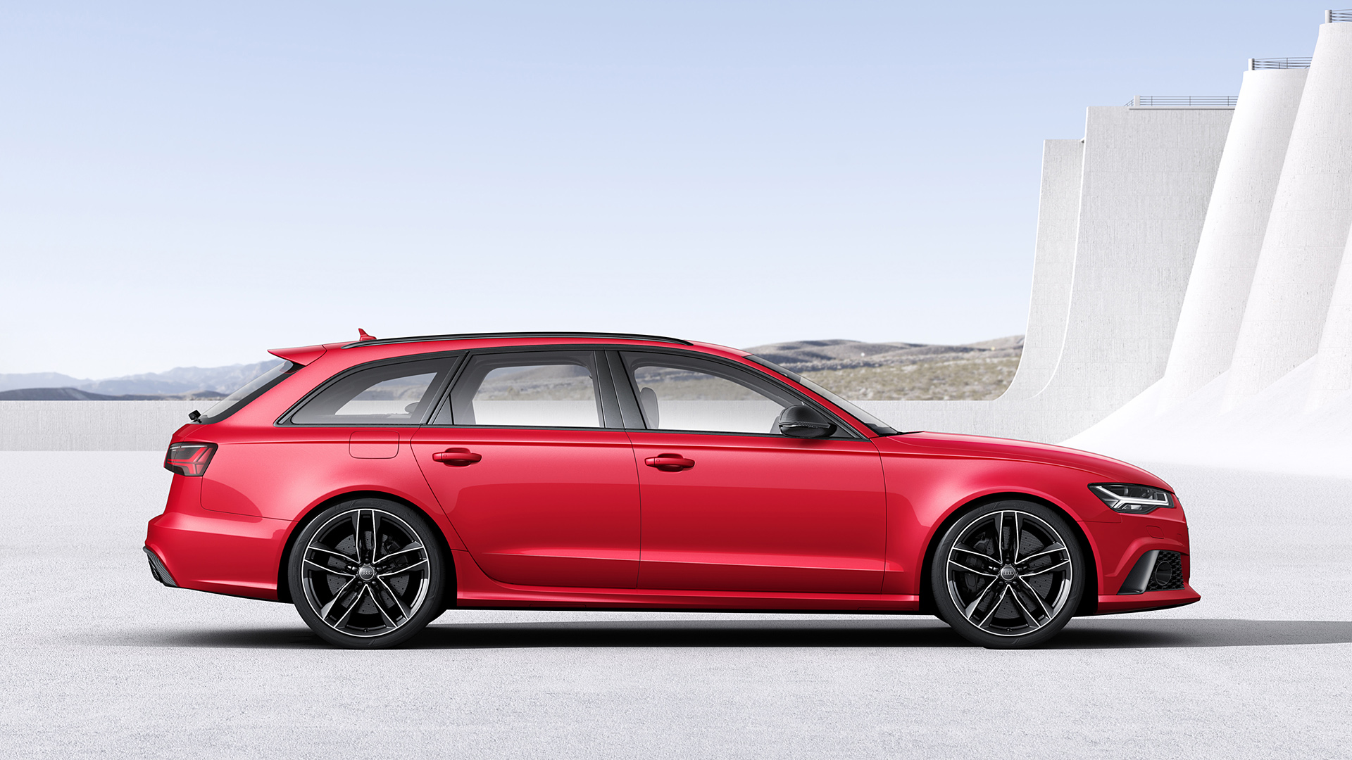  2015 Audi RS6 Avant Wallpaper.