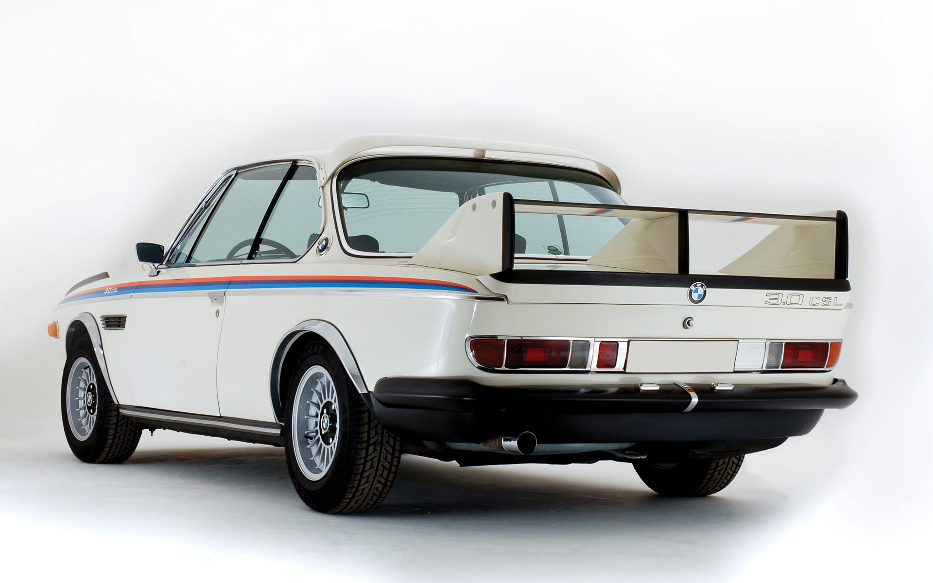  1973 BMW 3.0 CSL E9 Wallpaper.