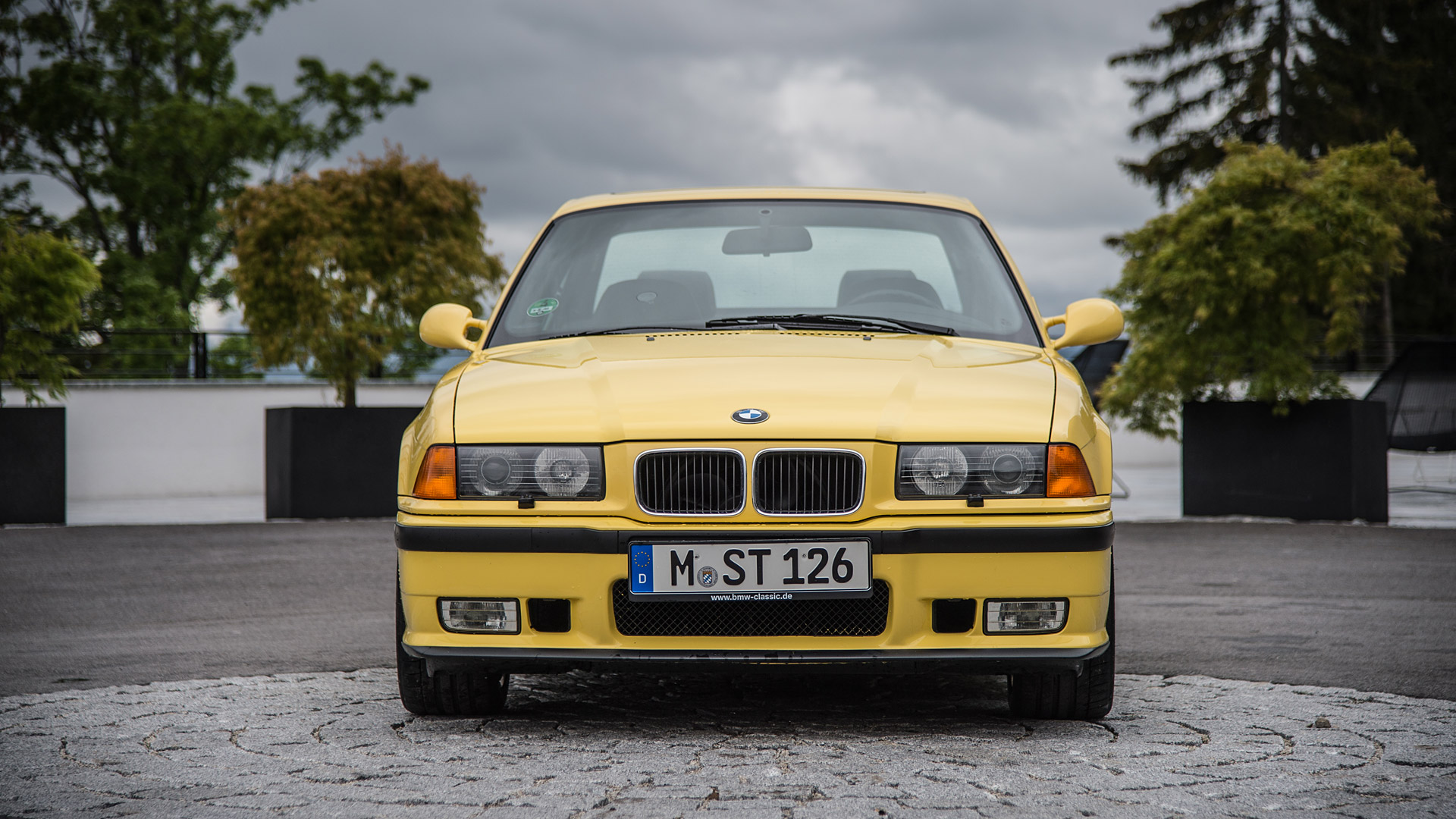  1992 BMW M3 Coupe Wallpaper.