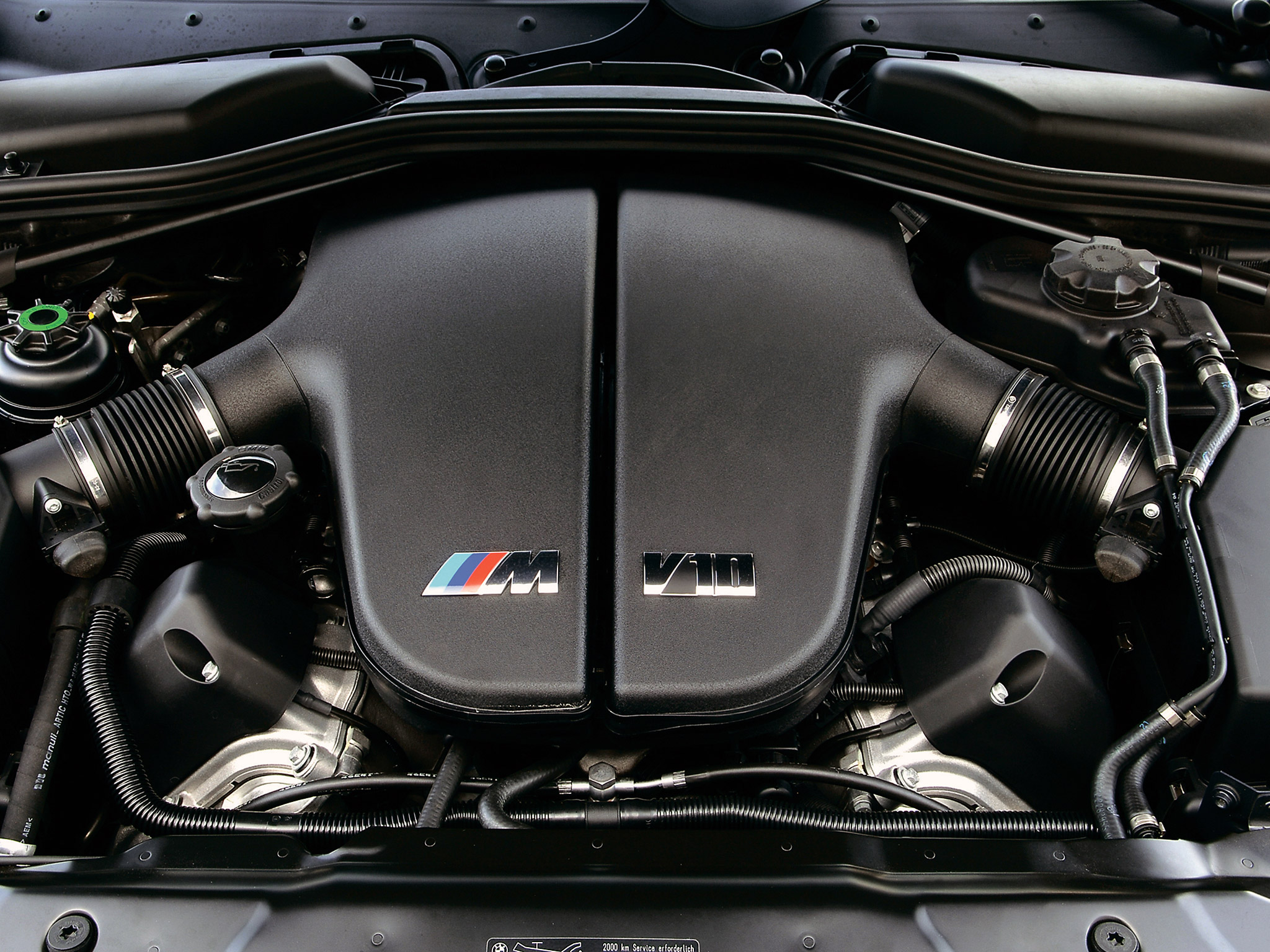  2005 BMW M5 Wallpaper.