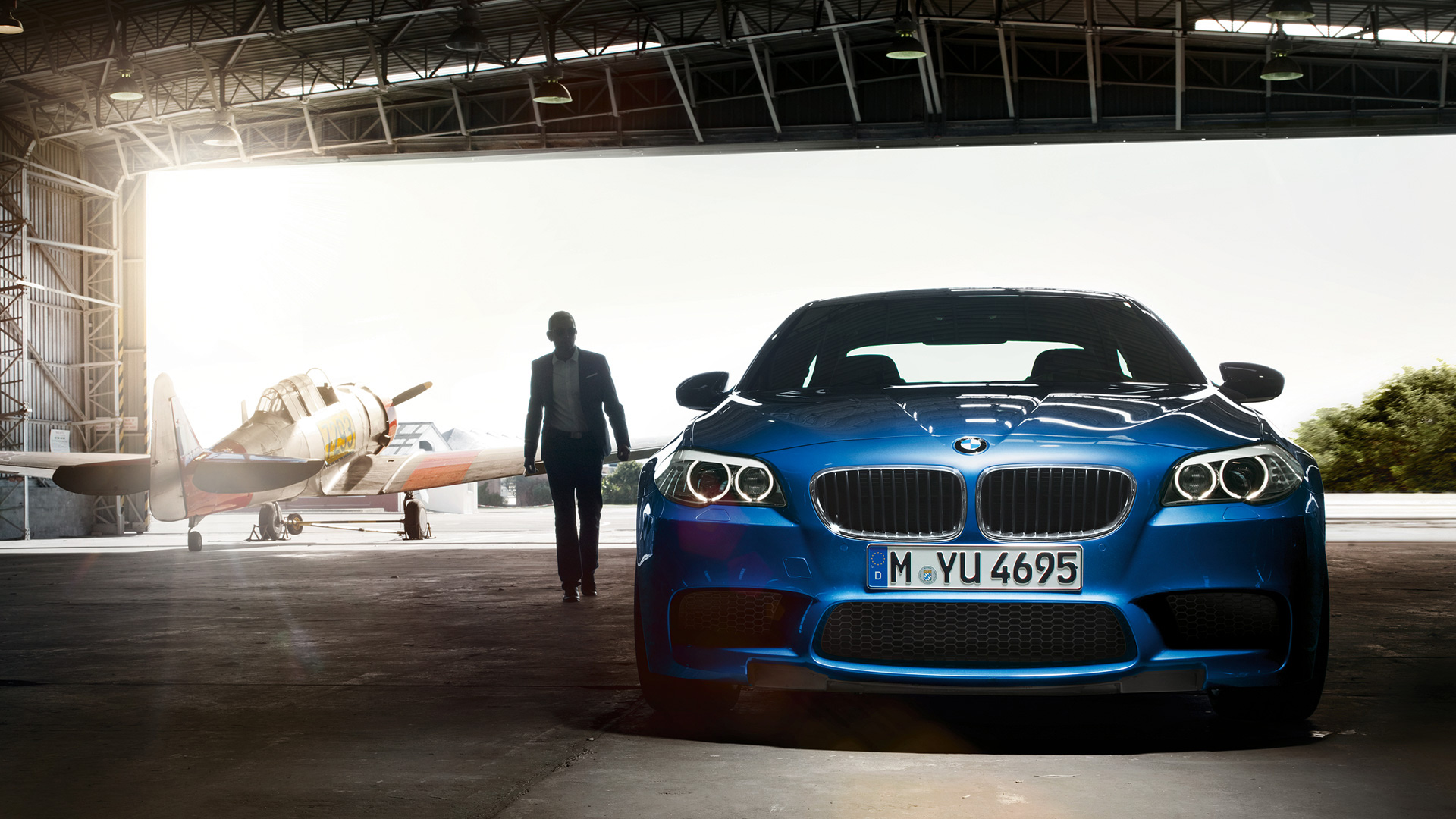  2012 BMW M5 Wallpaper.