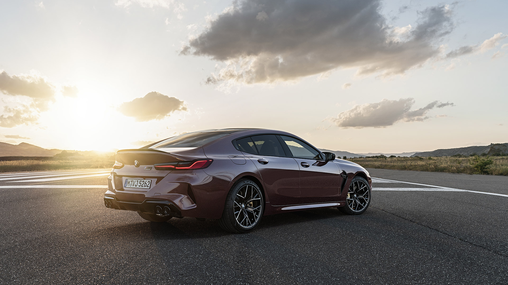  2020 BMW M8 Competition Wallpaper.