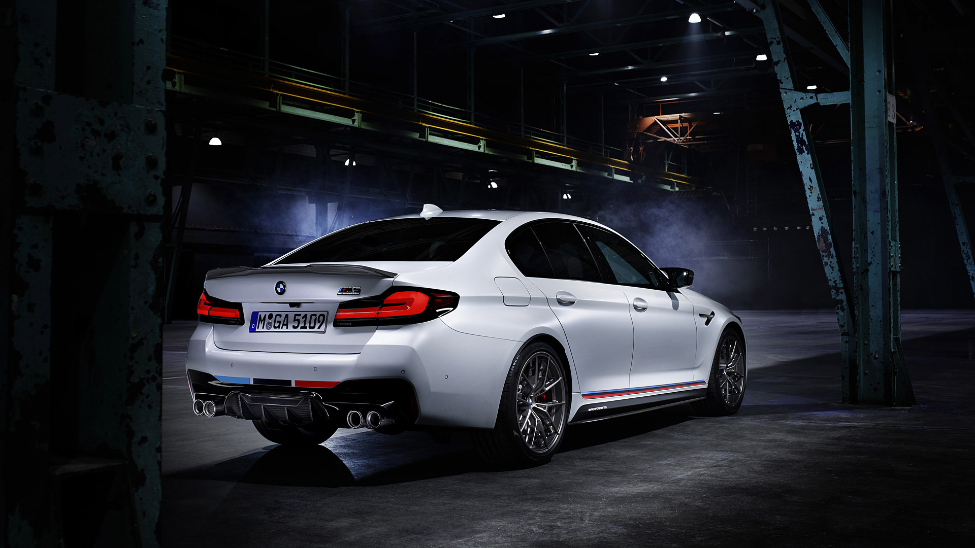  2021 BMW M5 Competition Wallpaper.