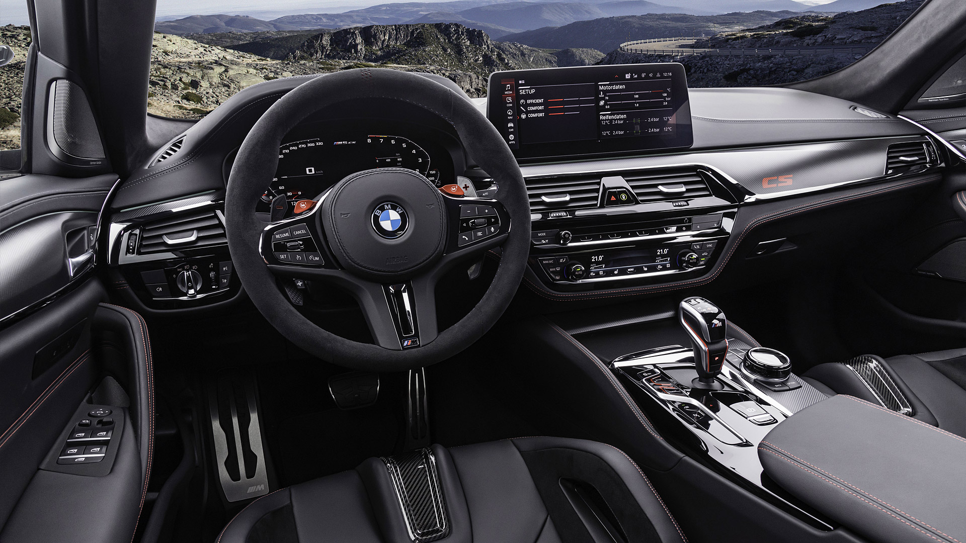  2022 BMW M5 CS Wallpaper.
