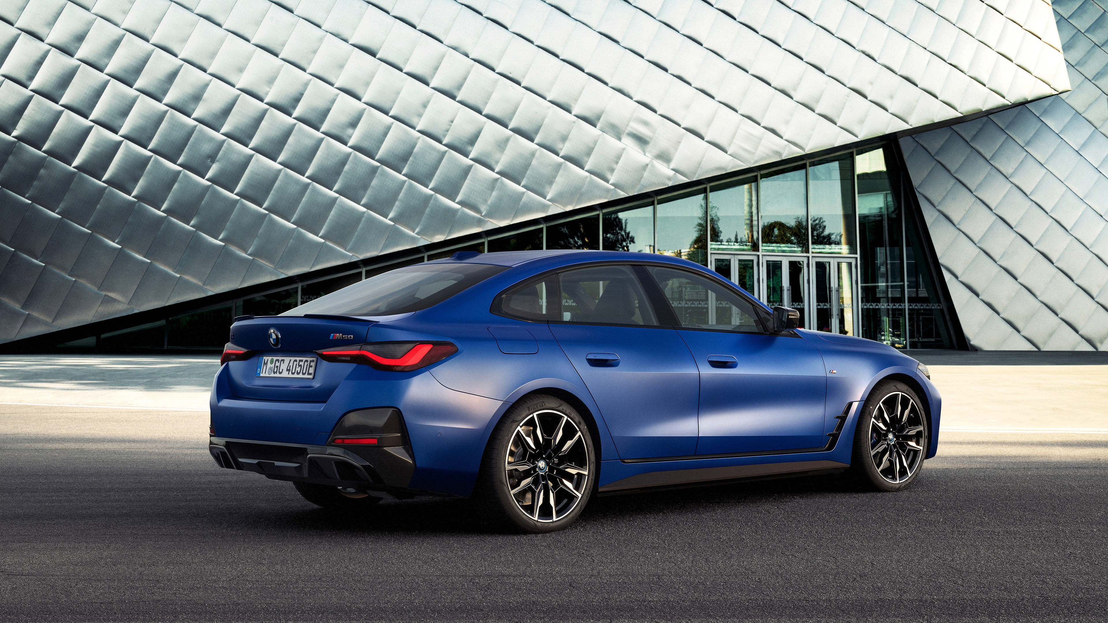  2022 BMW i4 M50 Wallpaper.