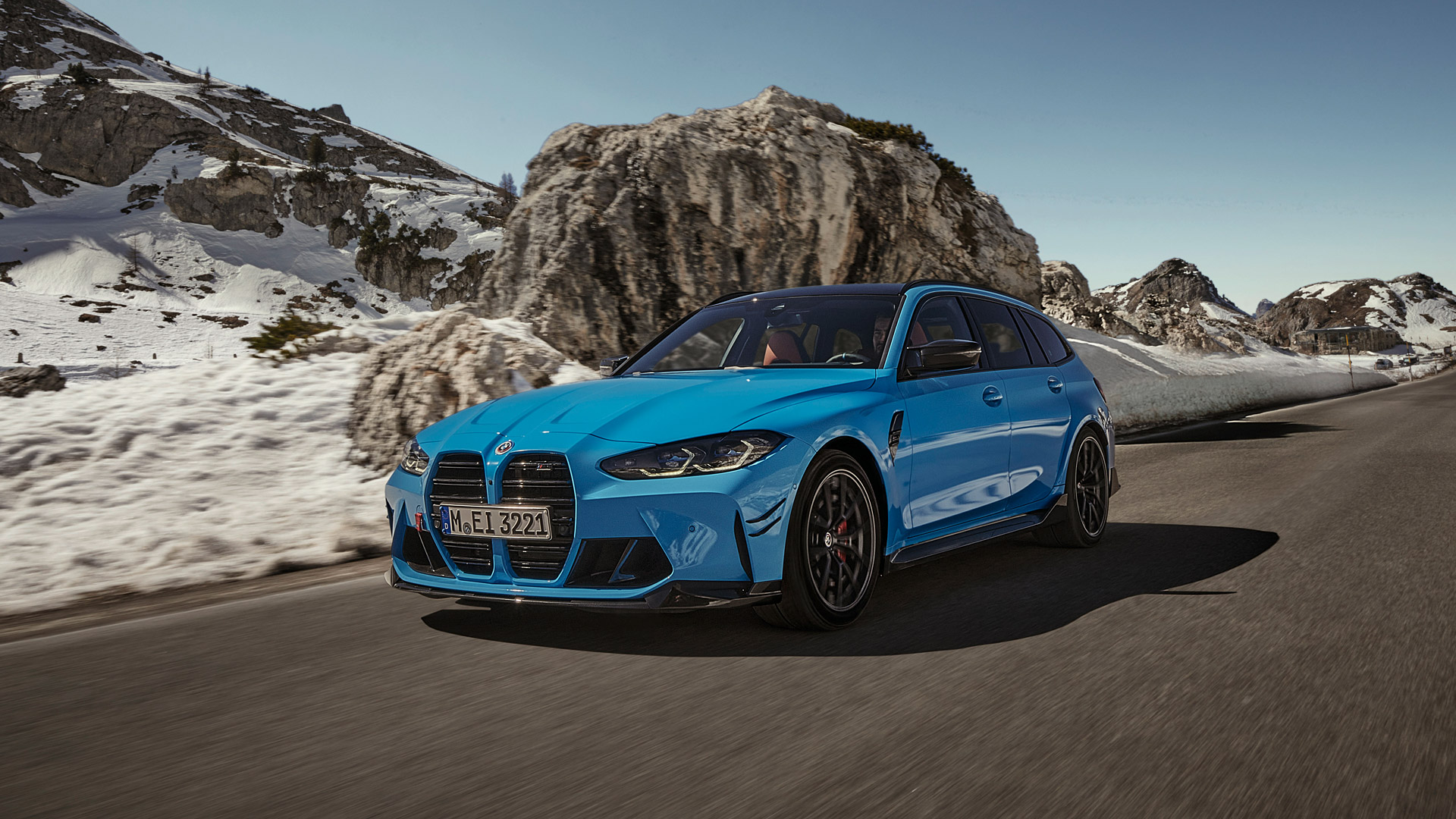  2023 BMW M3 Competition Touring Wallpaper.
