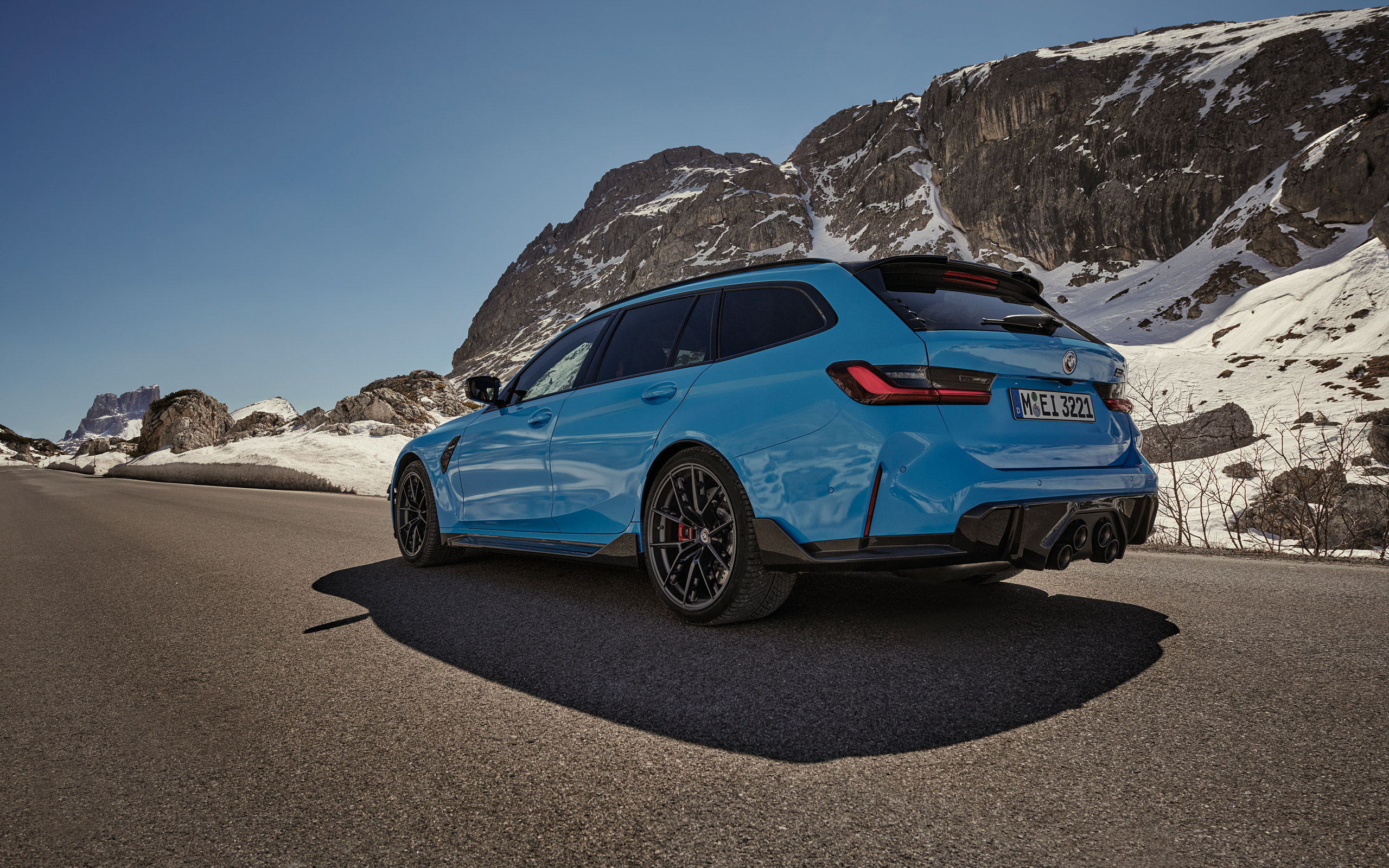  2023 BMW M3 Competition Touring Wallpaper.