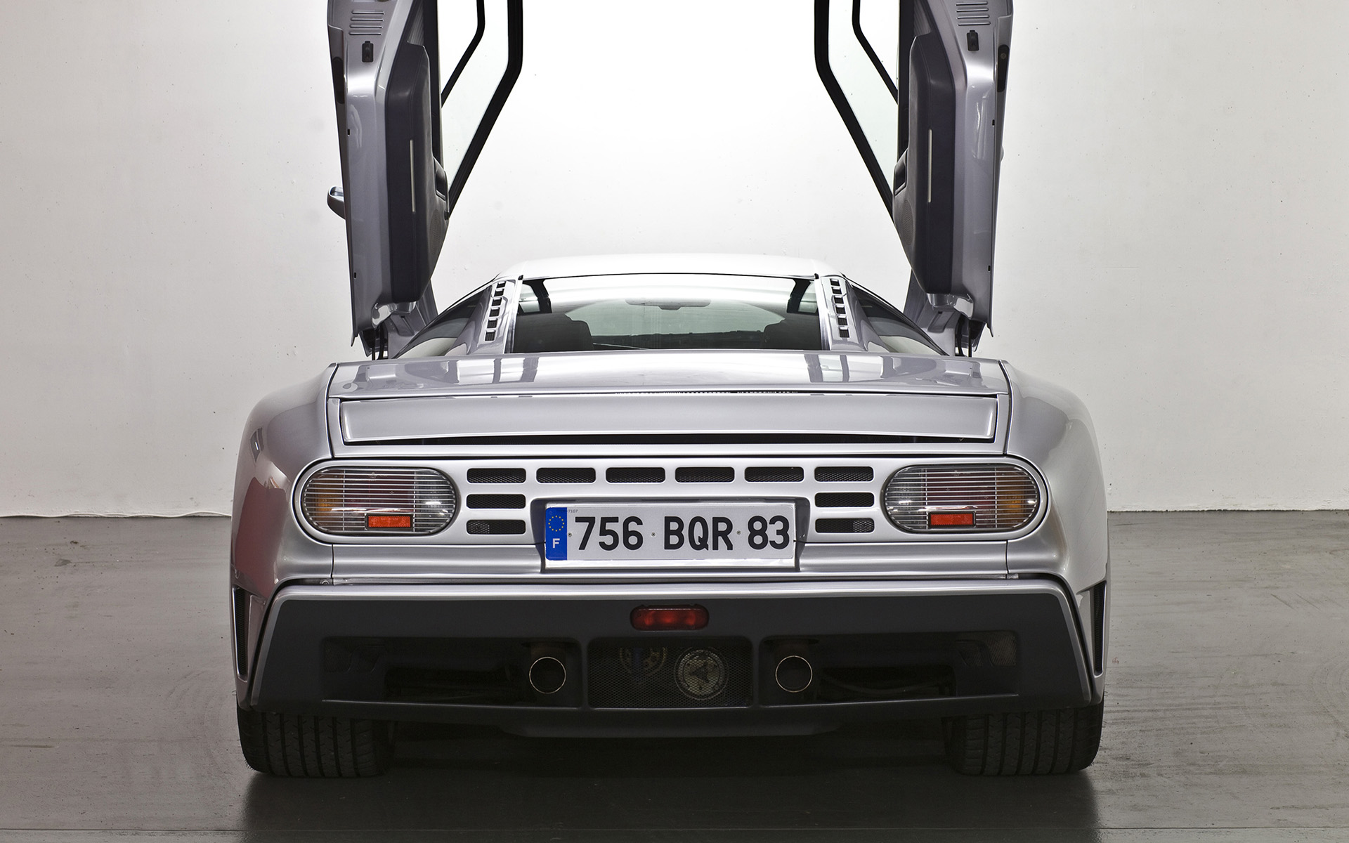  1992 Bugatti EB110 GT Wallpaper.