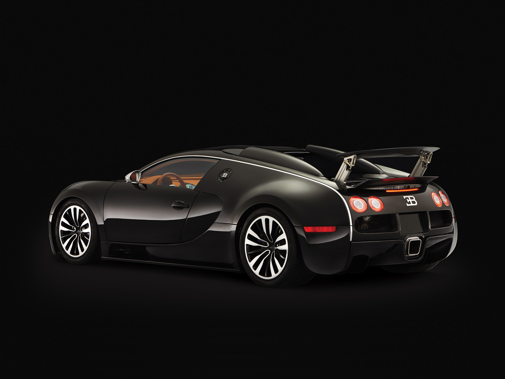  2008 Bugatti Veyron Sang Noir Wallpaper.