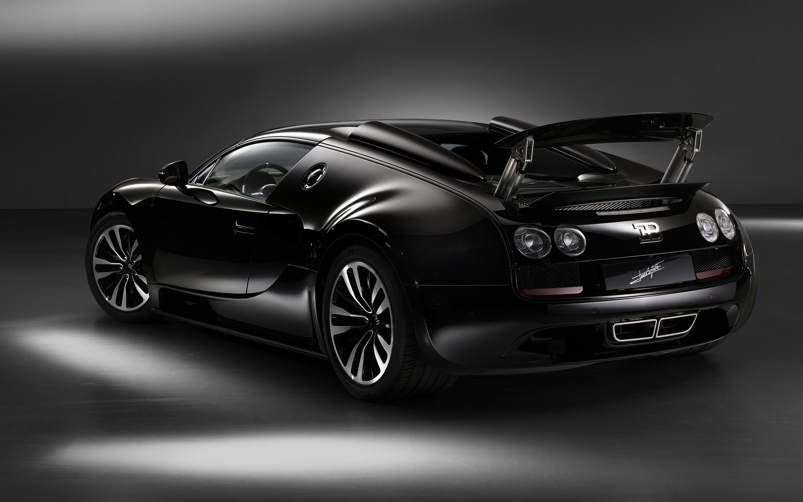  2013 Bugatti Veyron Jean Bugatti Wallpaper.