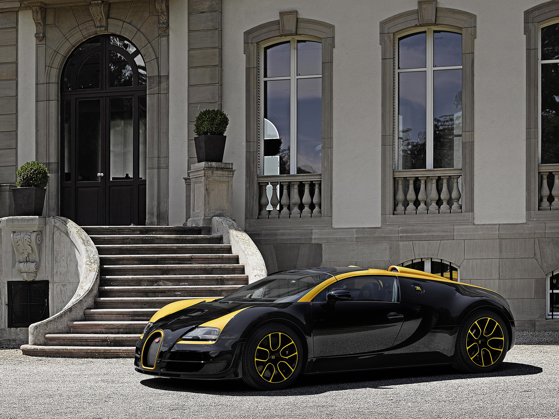  2014 Bugatti Veyron Grand Sport Vitesse 1 of 1 Wallpaper.
