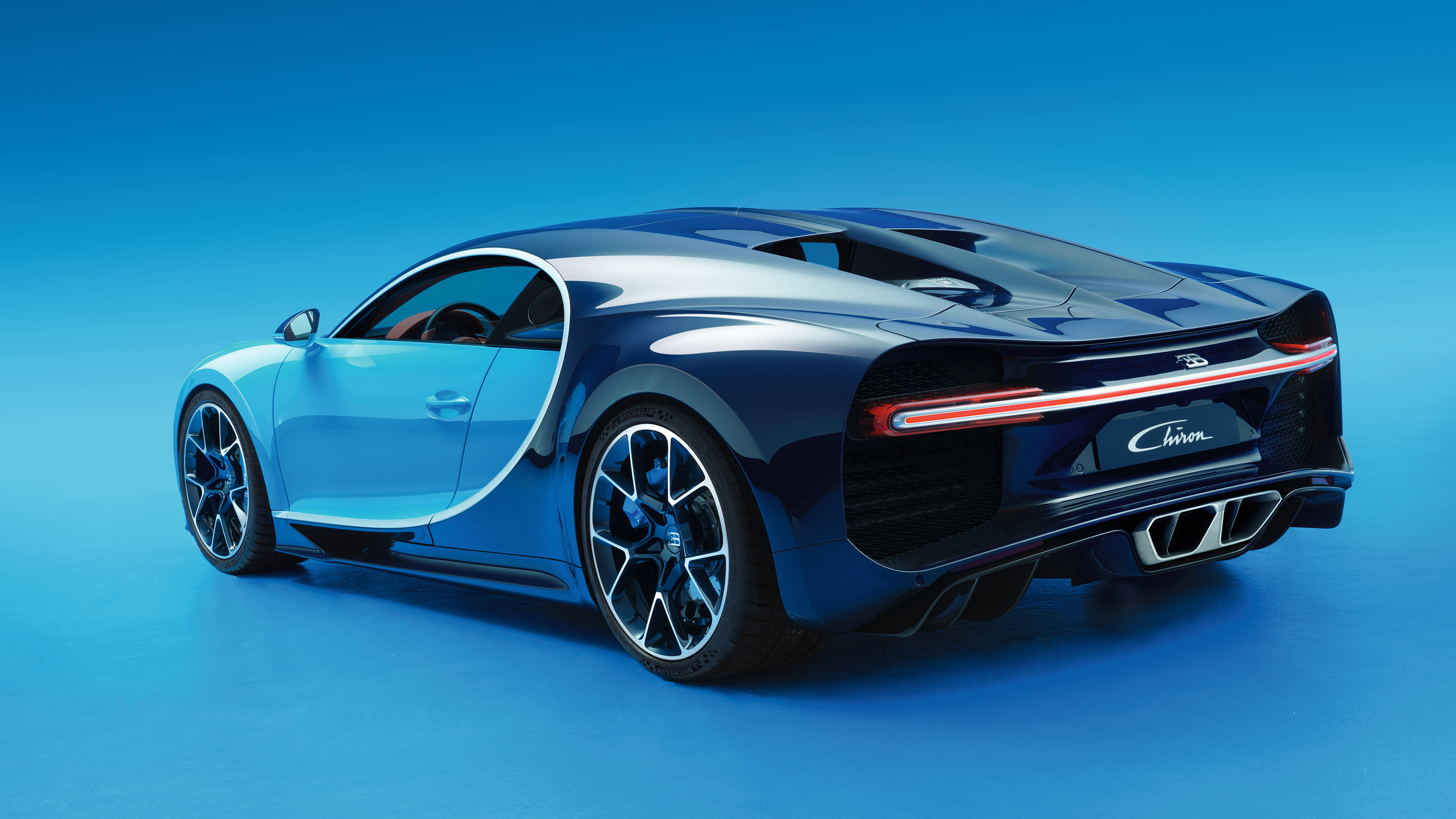  2017 Bugatti Chiron Wallpaper.