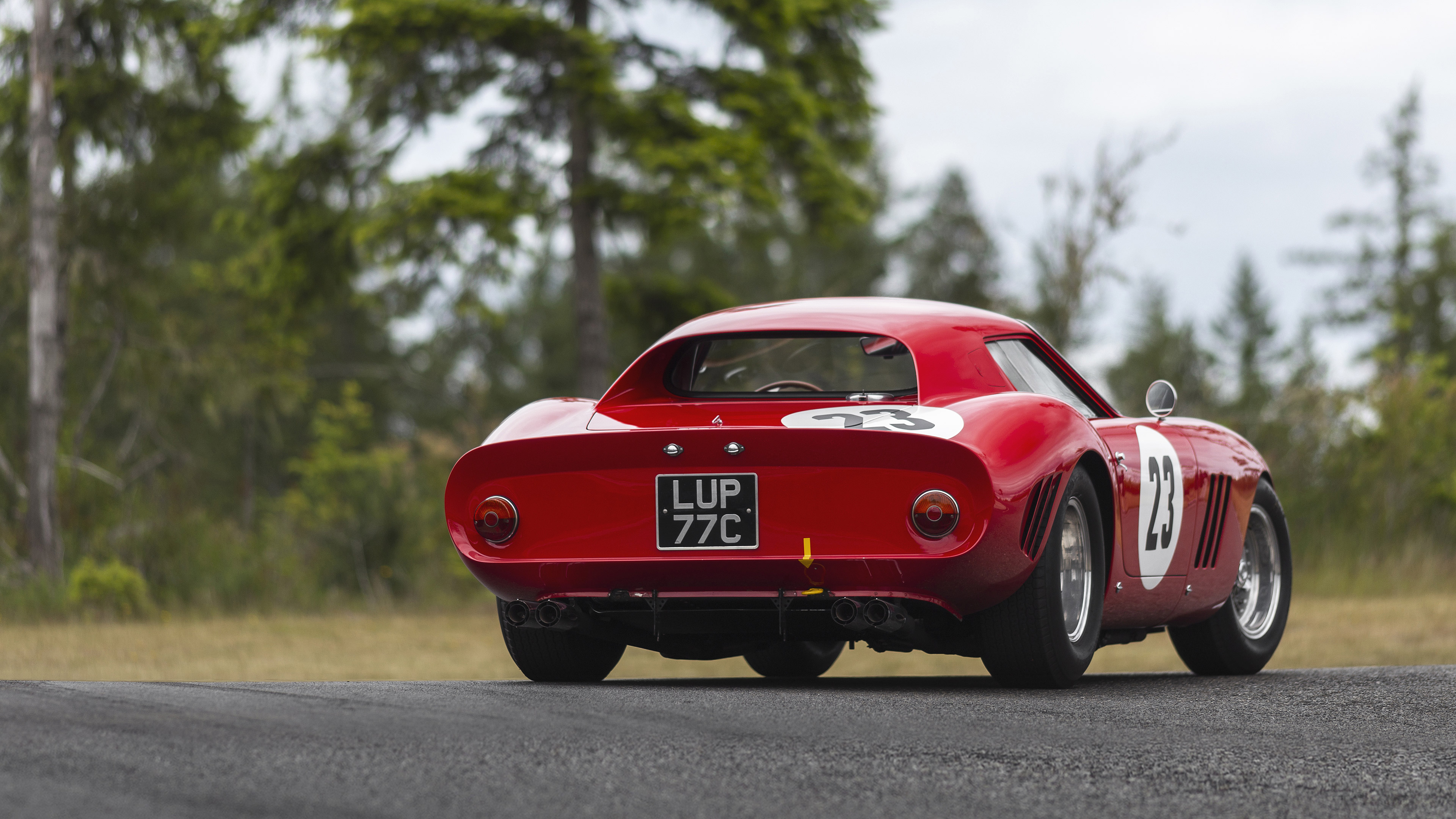  1964 Ferrari 250 GTO Wallpaper.