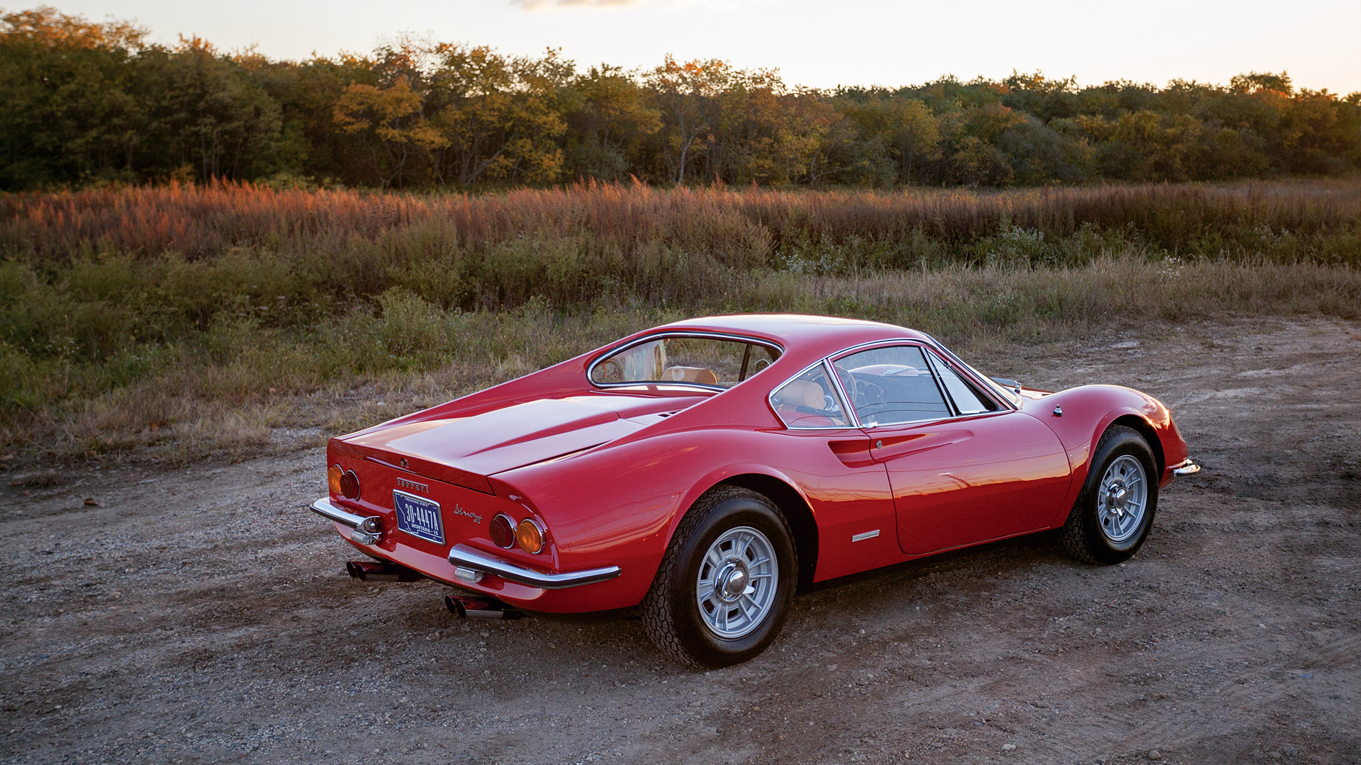  1969 Ferrari Dino 246 GT Wallpaper.