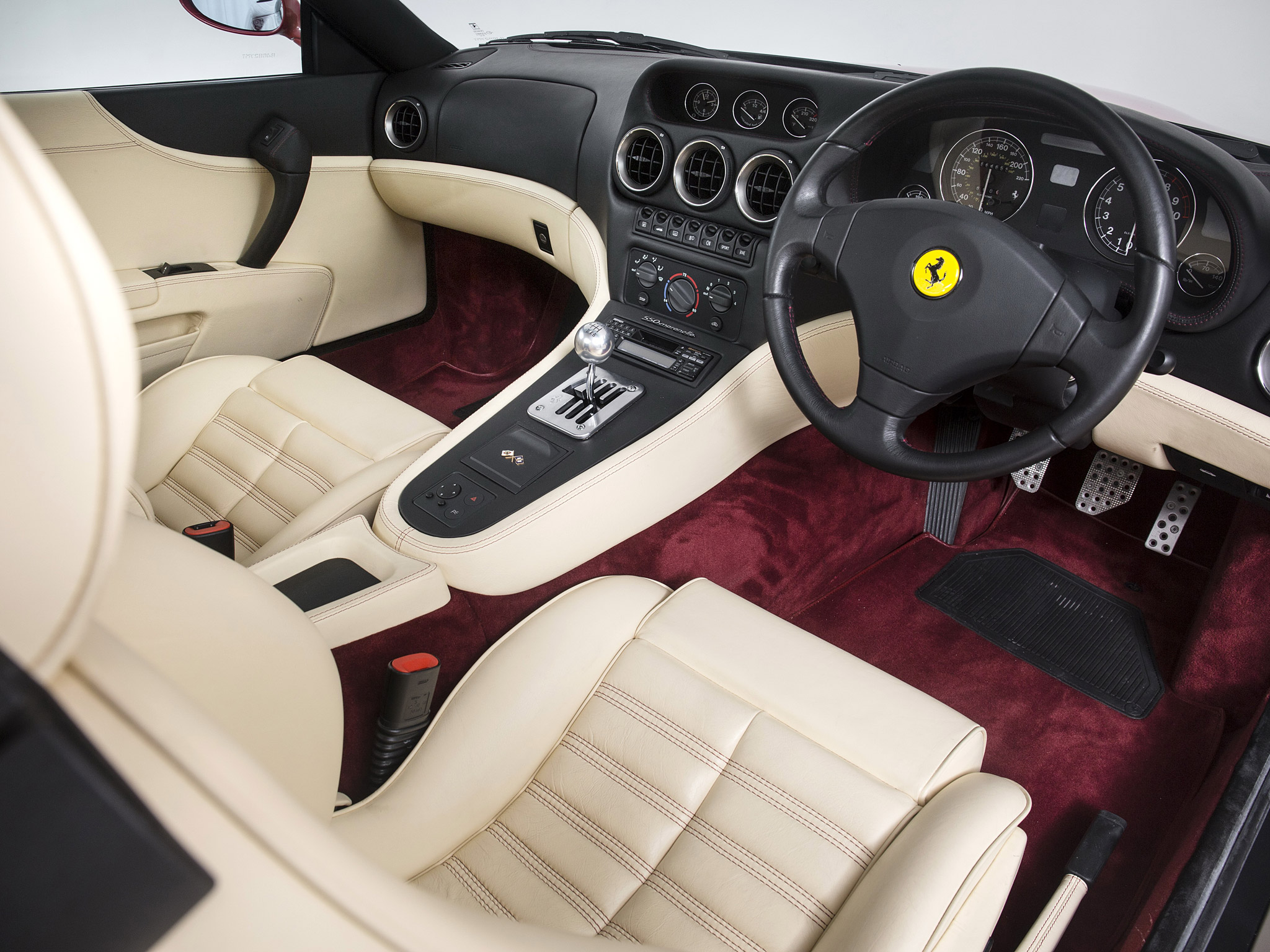  1997 Ferrari 550 Maranello Wallpaper.