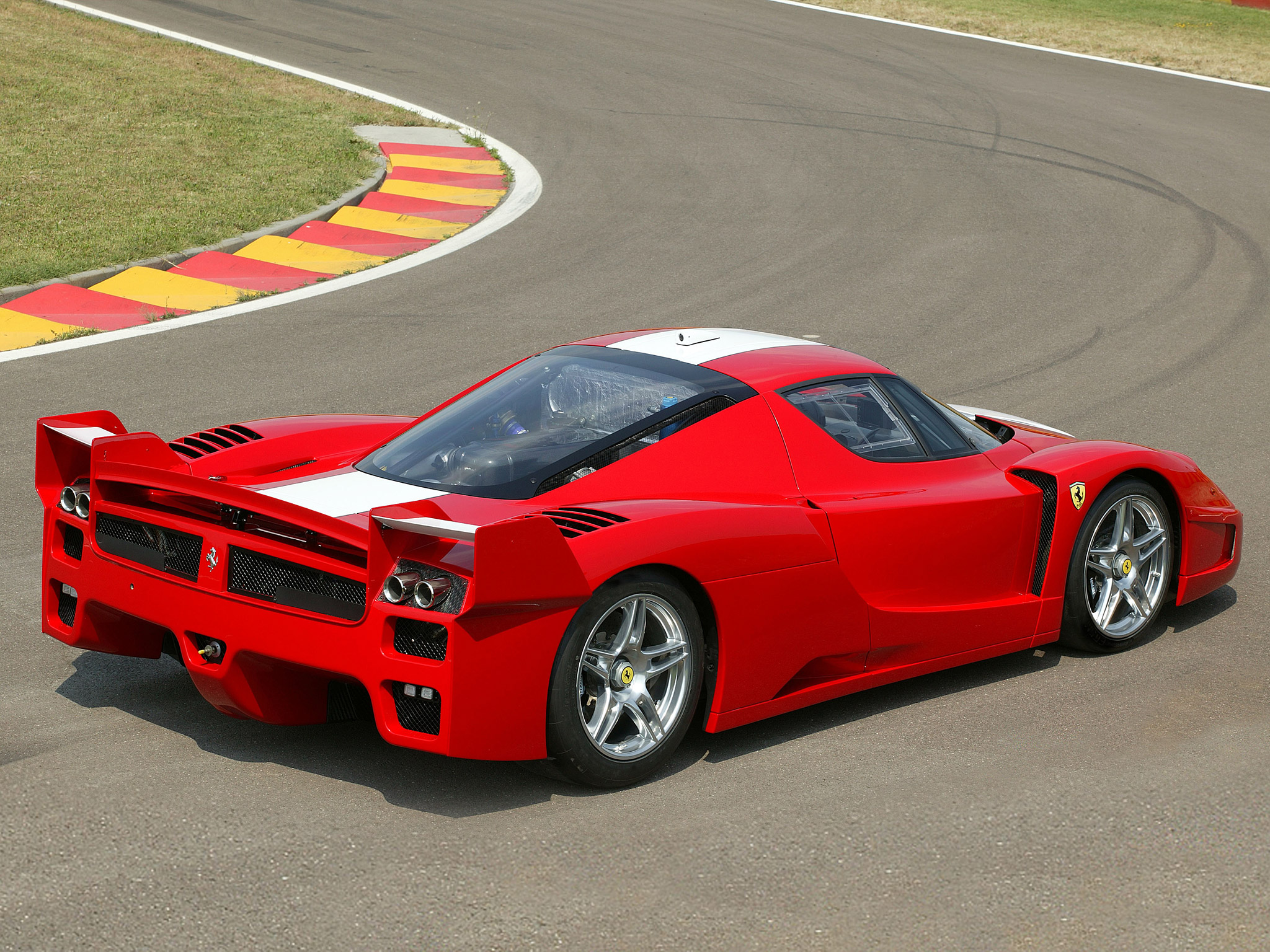  2005 Ferrari FXX Wallpaper.