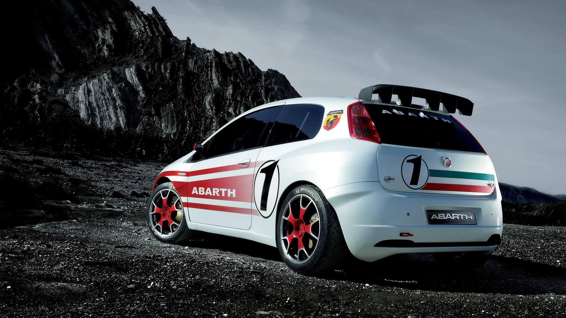  2007 Fiat Abarth Grande Punto S2000 Wallpaper.