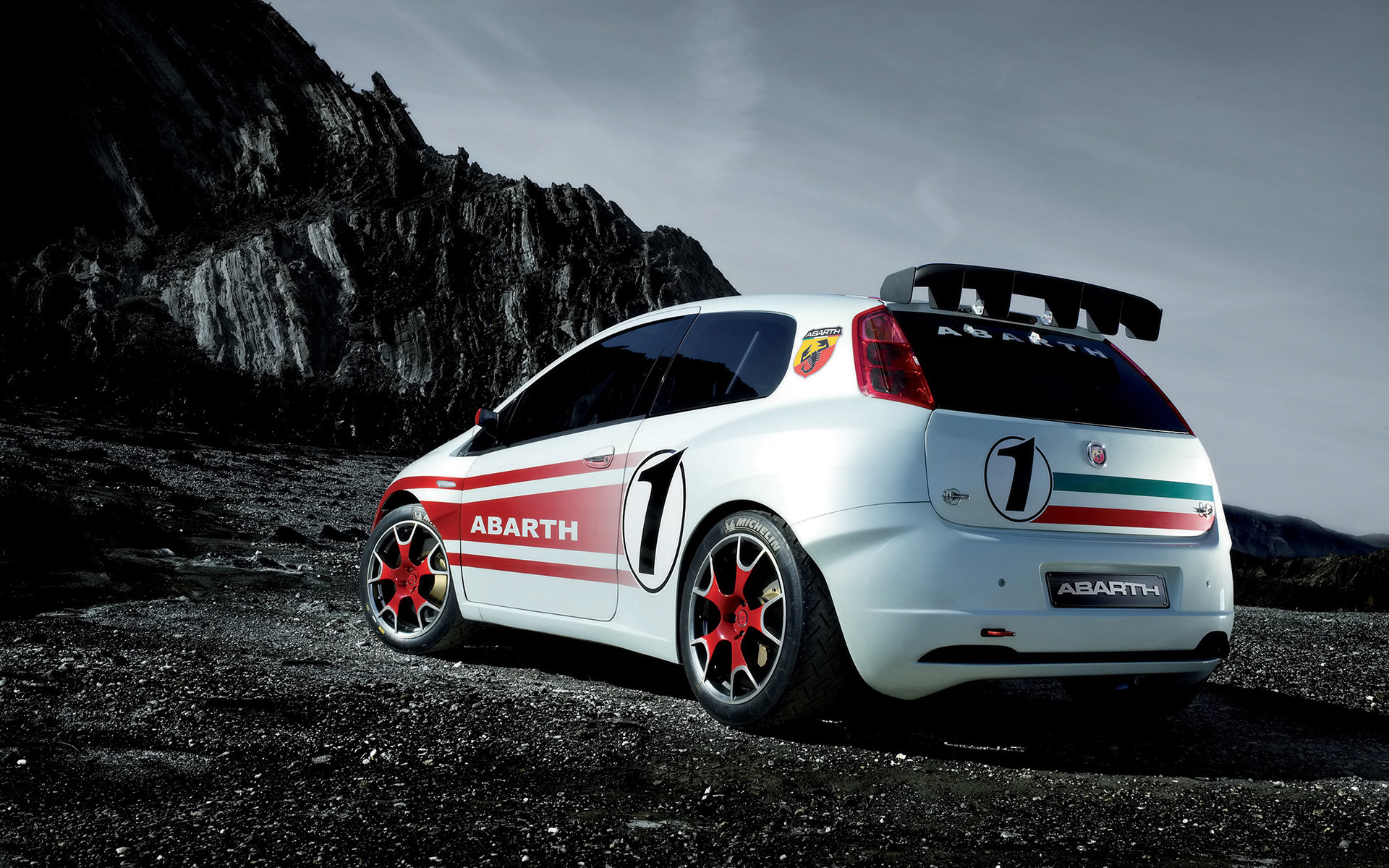  2007 Fiat Abarth Grande Punto S2000 Wallpaper.