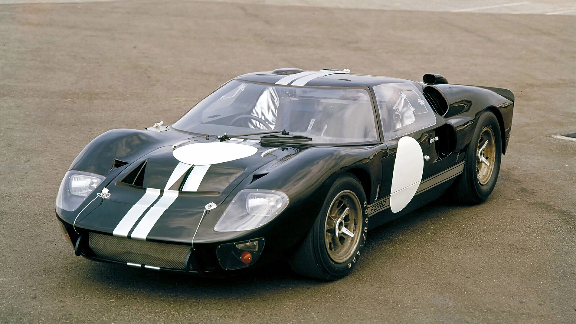  1966 Ford GT40 Le Mans Wallpaper.