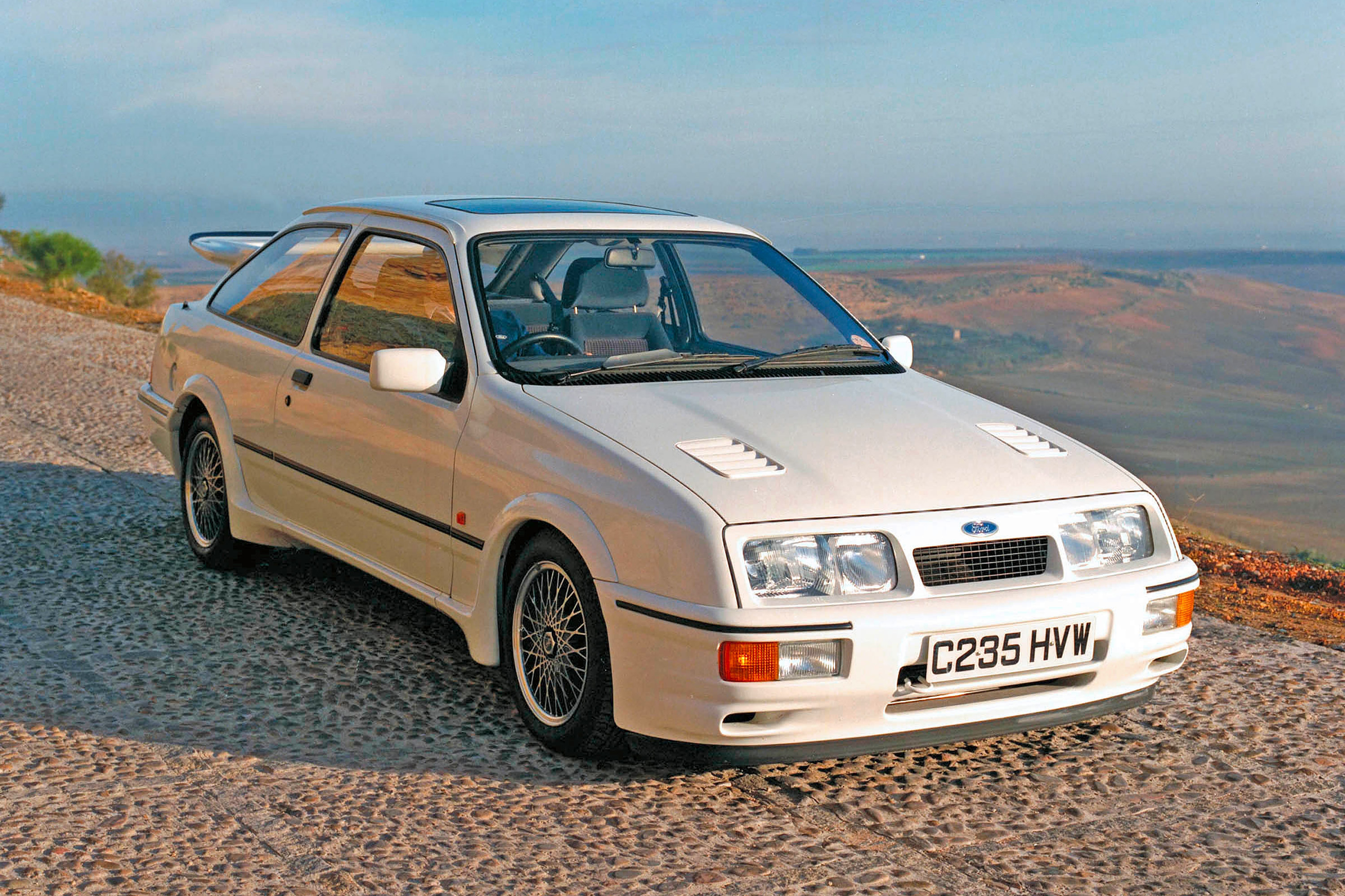  1986 Ford Sierra RS Cosworth Wallpaper.