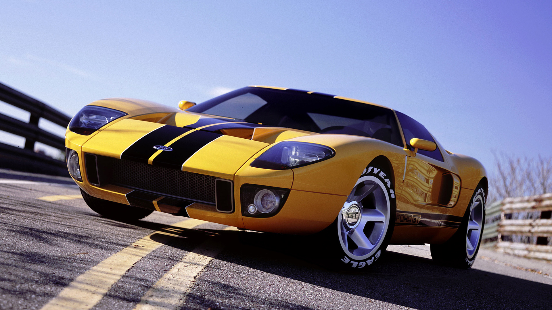  2002 Ford GT40 Concept Wallpaper.