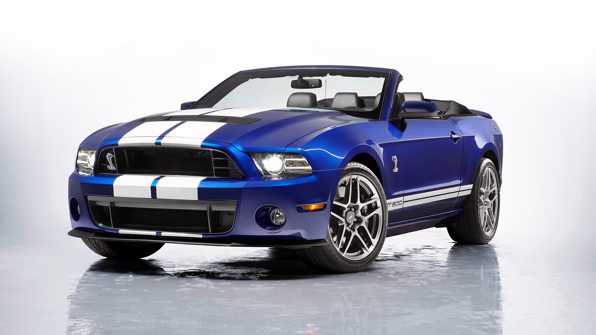  2013 Ford Shelby Mustang GT500 Wallpaper.