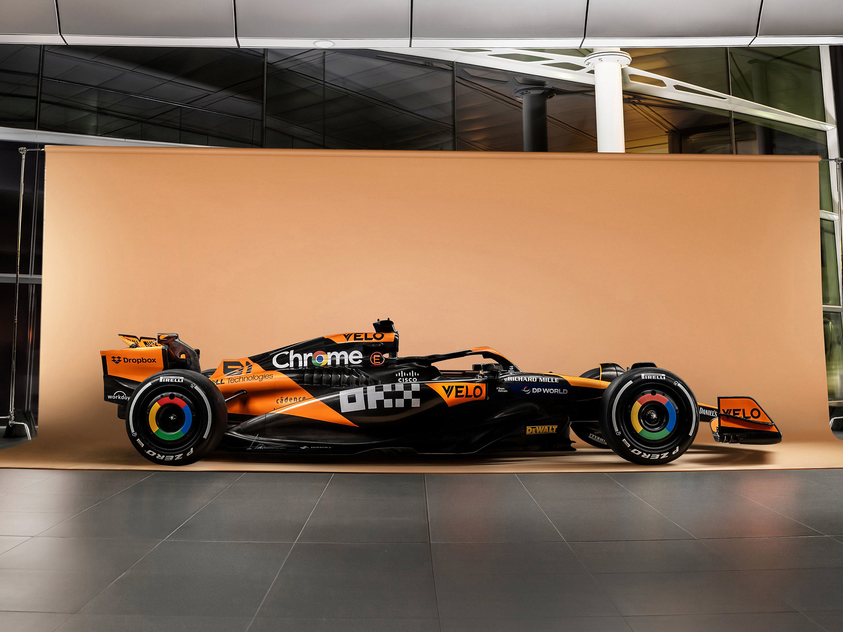  2024 McLaren MCL38 Wallpaper.