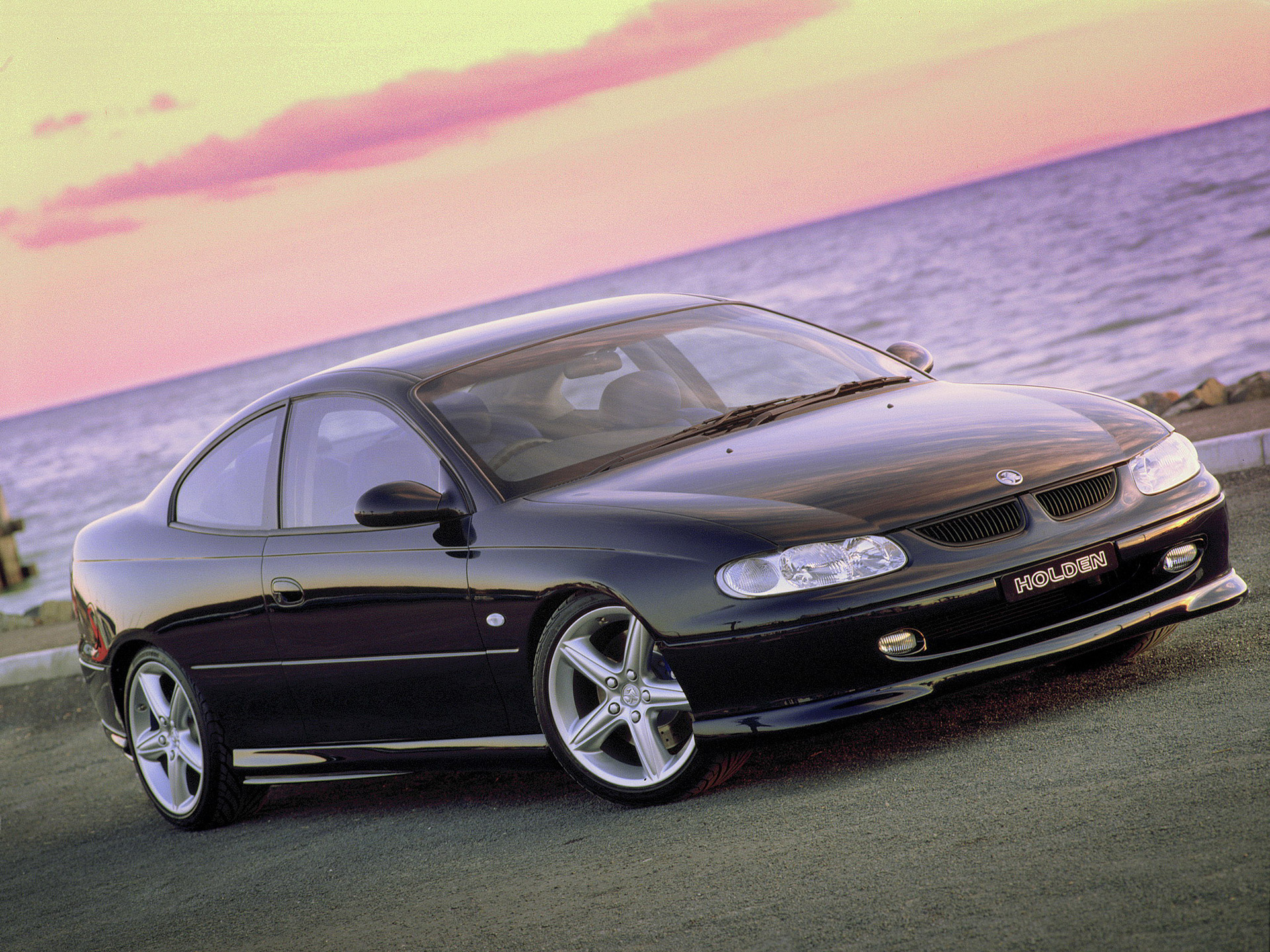  1998 Holden Coupe Concept Wallpaper.