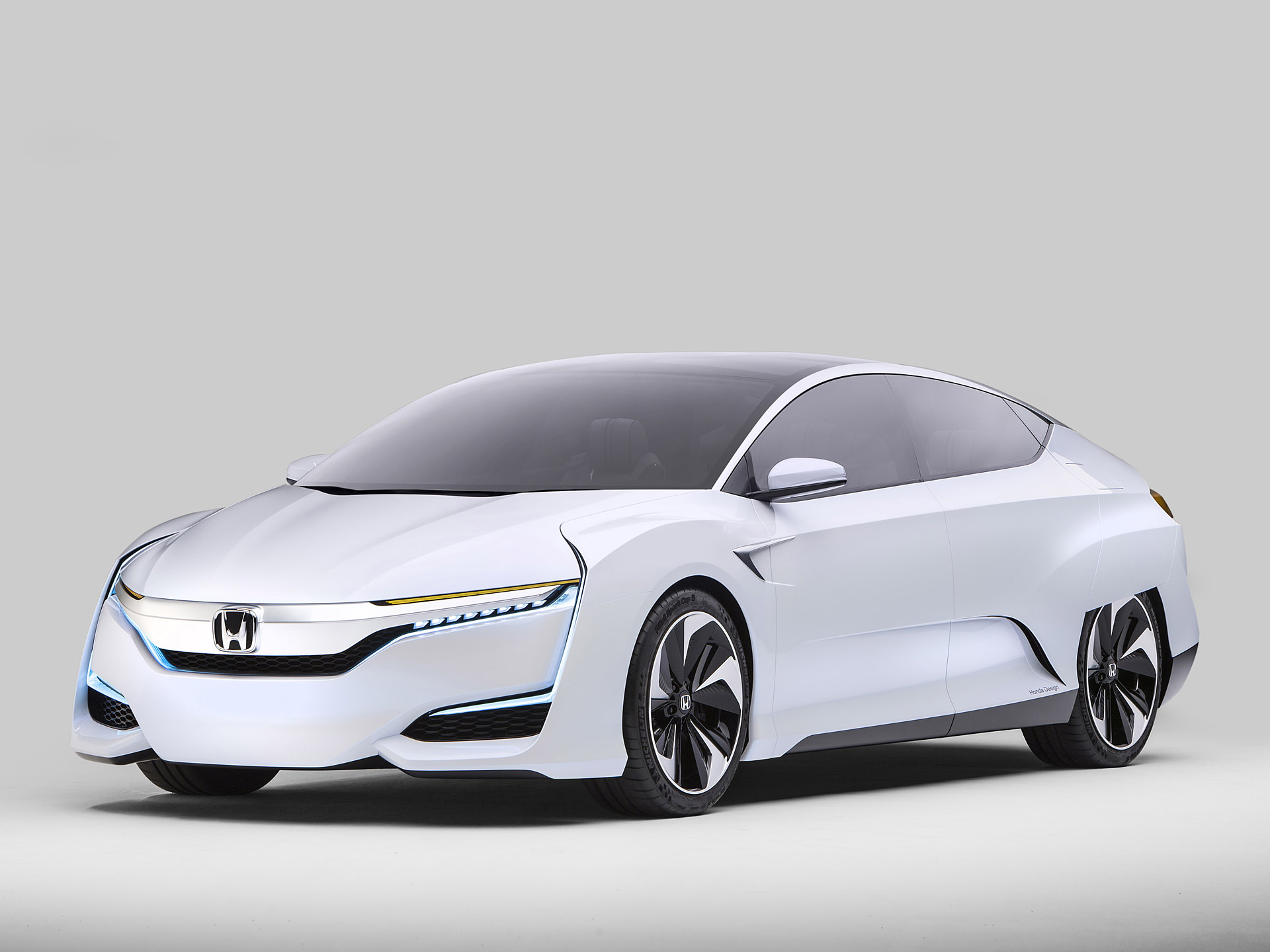  2015 Honda FCV Concept Wallpaper.