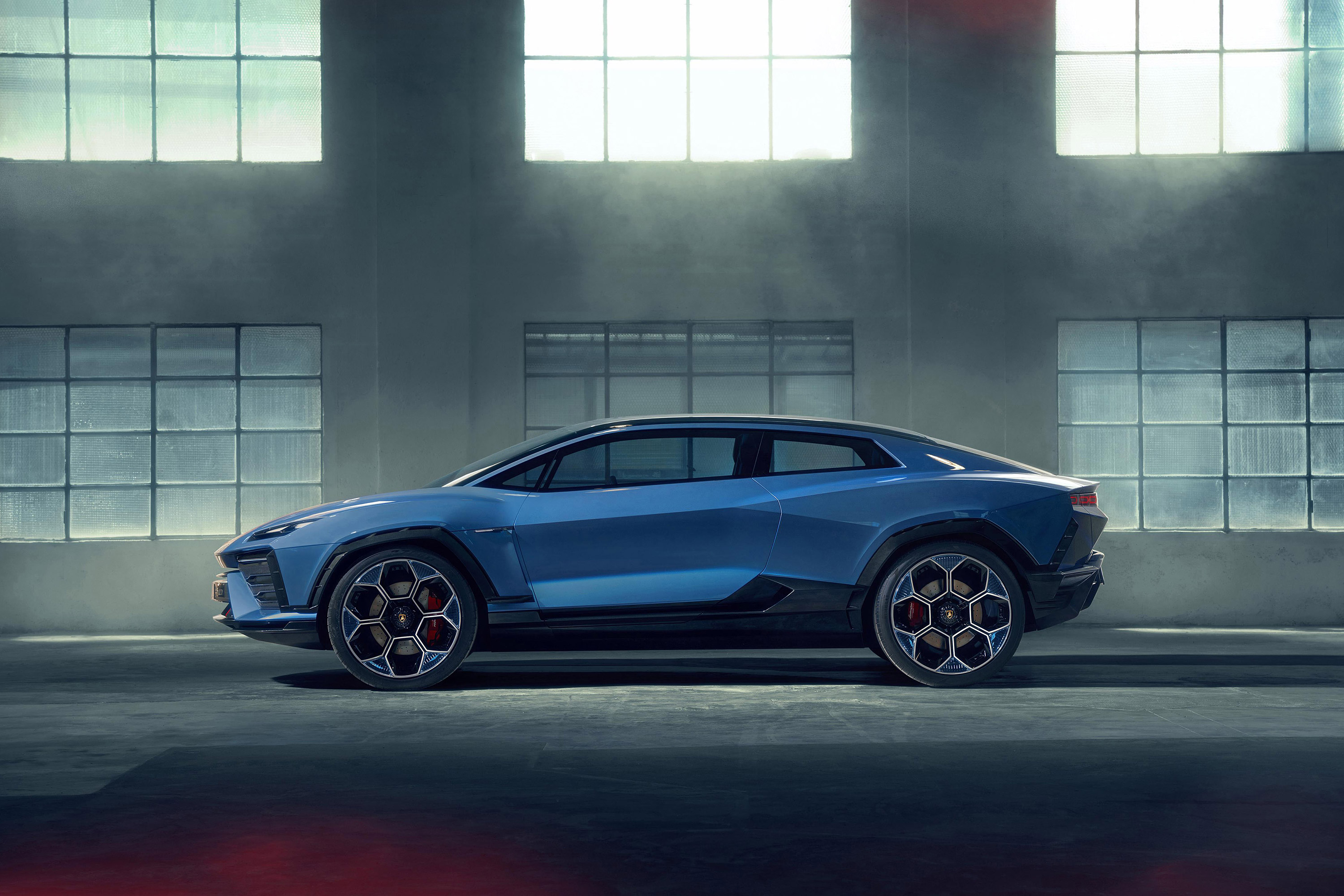  2023 Lamborghini Lanzador Concept Wallpaper.