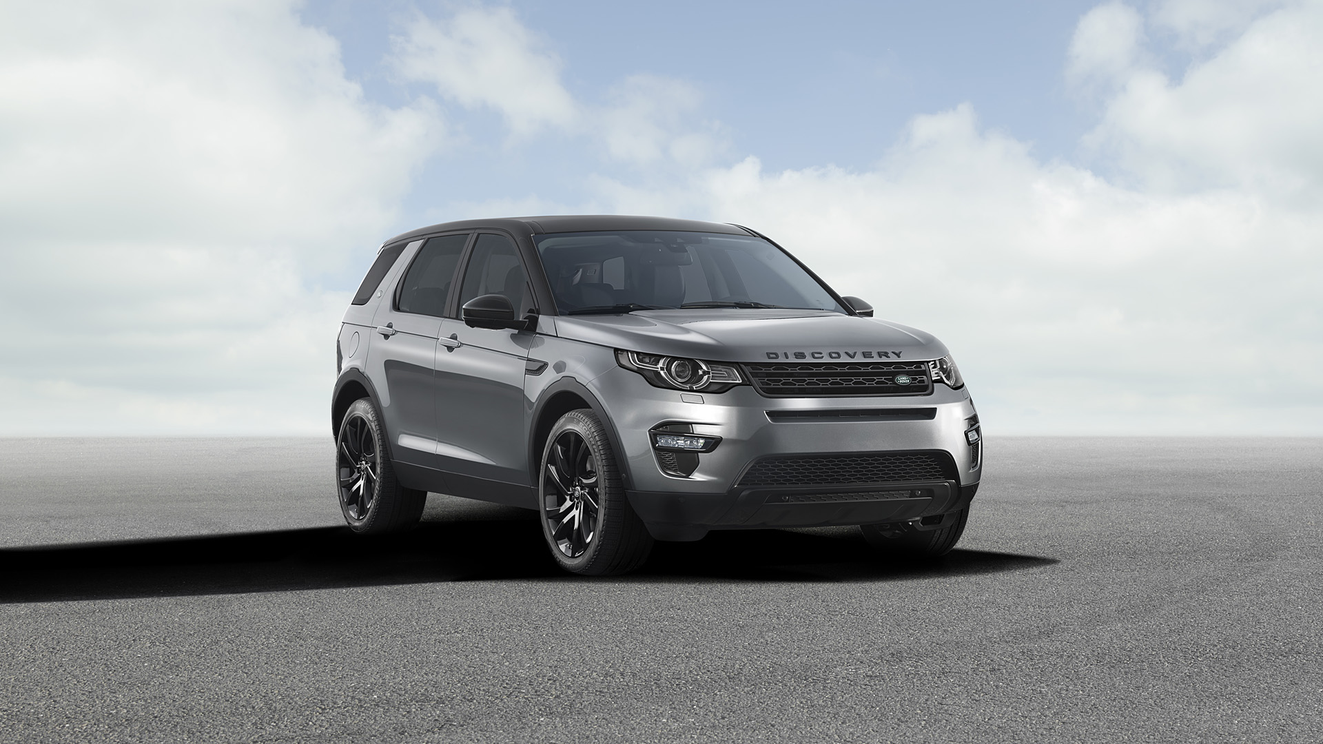  2015 Land Rover Discovery Sport Wallpaper.