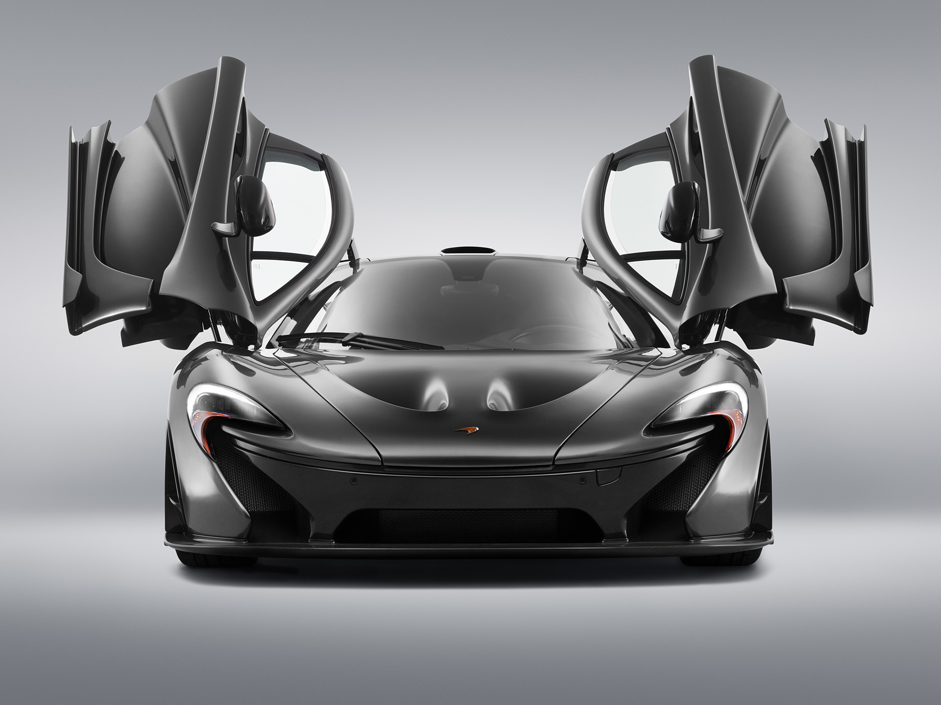  2015 McLaren P1 Carbon Edition Wallpaper.