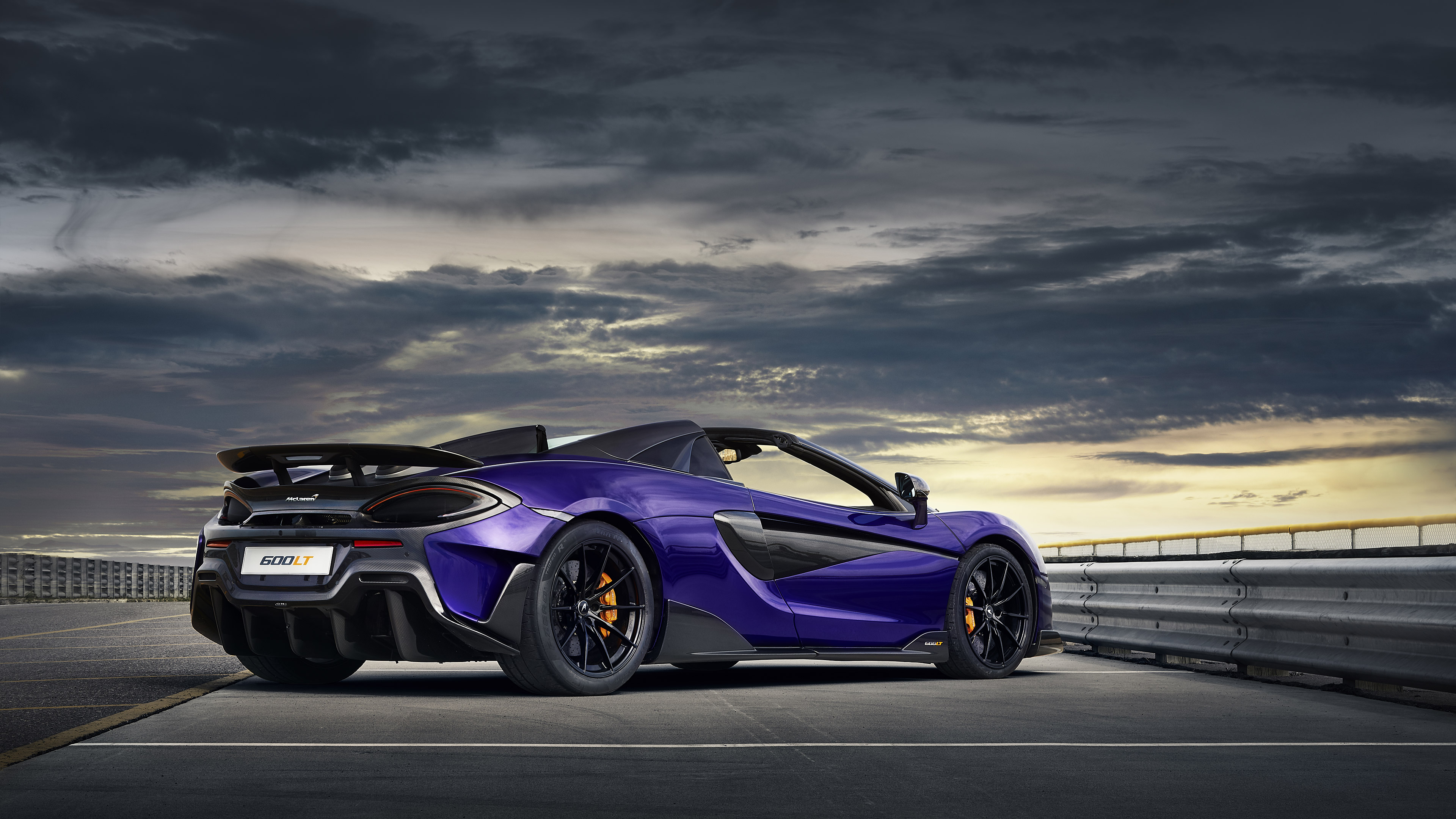  2020 McLaren 600LT Spider Wallpaper.